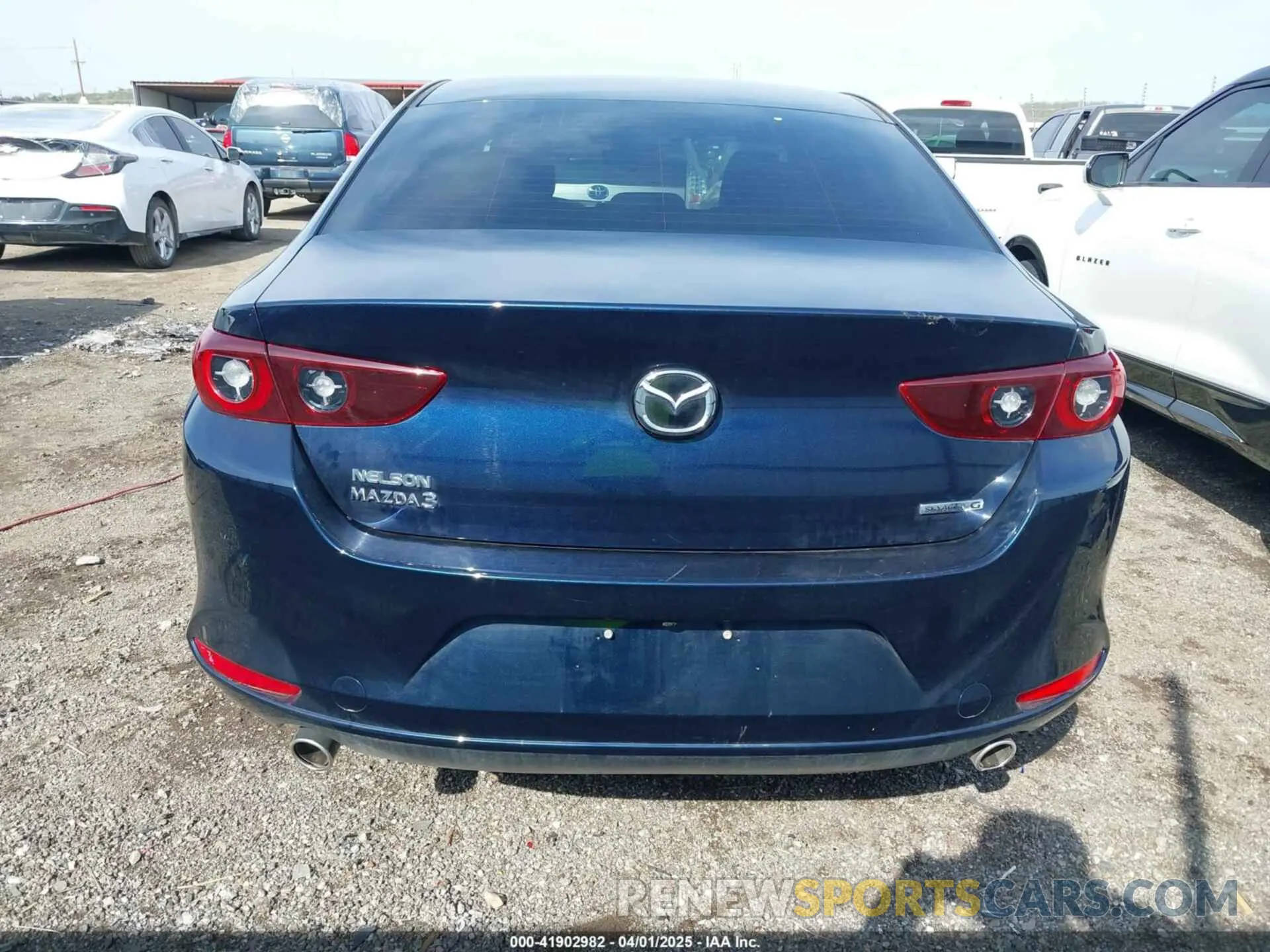 17 Фотография поврежденного автомобиля 3MZBPACM3SM452112 MAZDA MAZDA3 2025