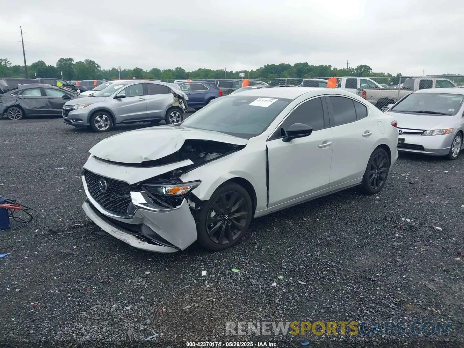 2 Фотография поврежденного автомобиля JM1BPABM7S1764208 MAZDA MAZDA3 2025
