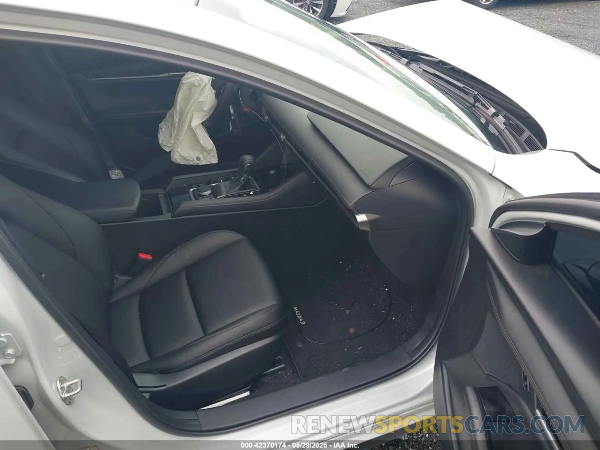 5 Фотография поврежденного автомобиля JM1BPABM7S1764208 MAZDA MAZDA3 2025