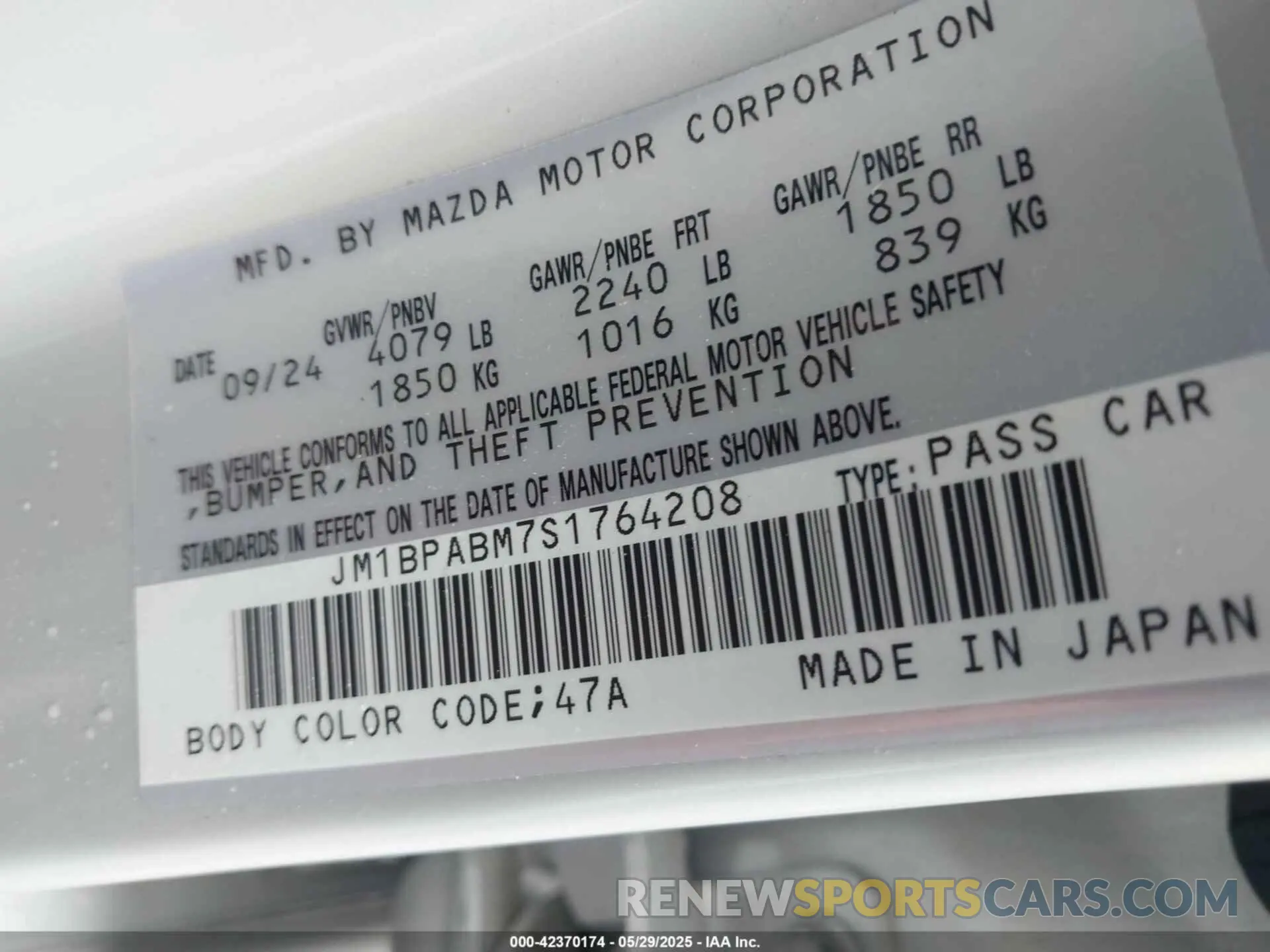 9 Фотография поврежденного автомобиля JM1BPABM7S1764208 MAZDA MAZDA3 2025