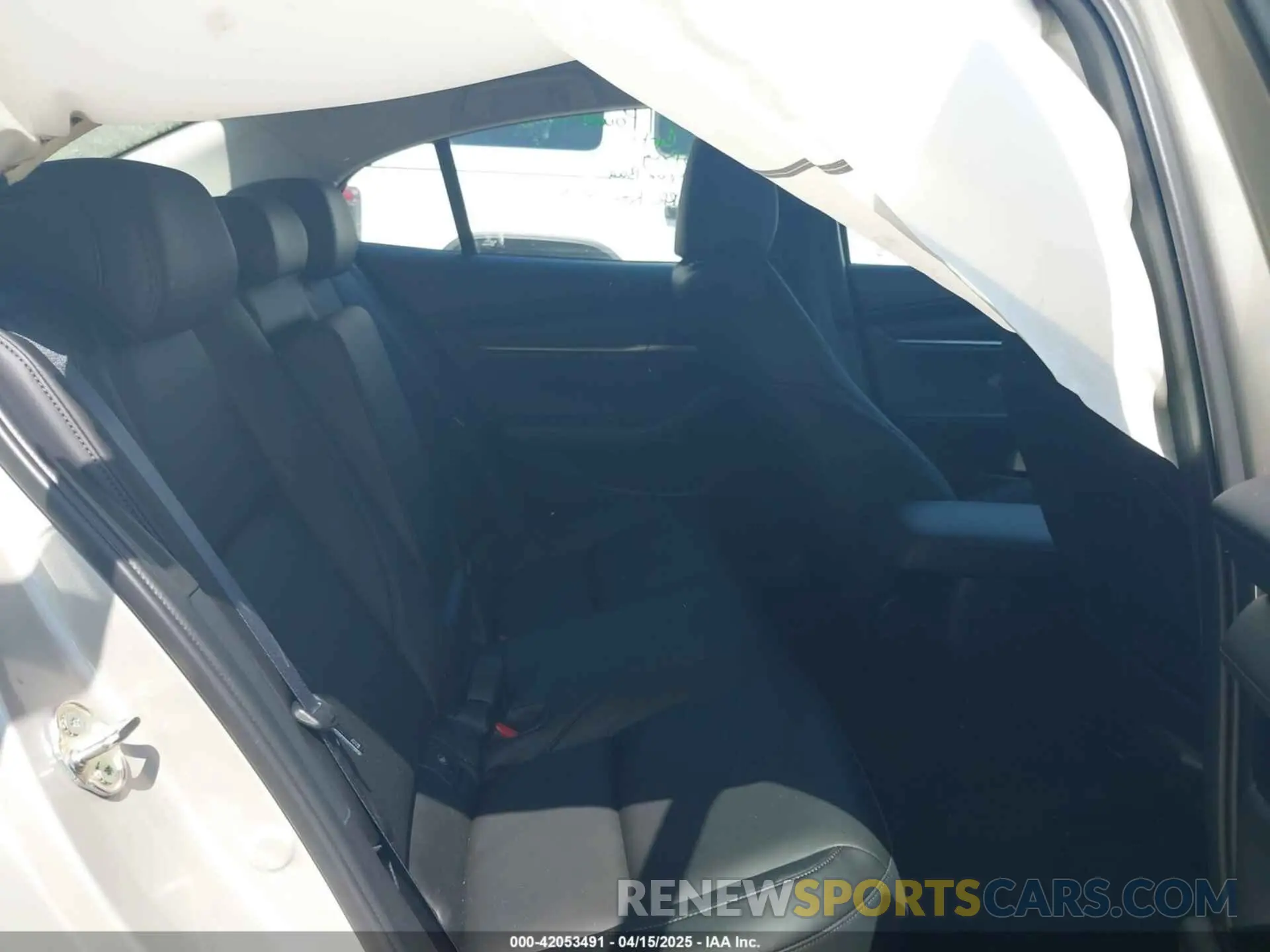 8 Photograph of a damaged car JM1BPABMXS1775333 MAZDA MAZDA3 2025