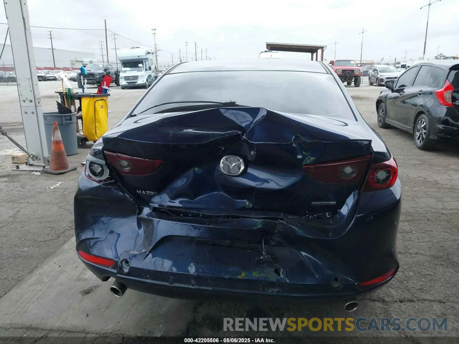 16 Photograph of a damaged car JM1BPACM4S1779375 MAZDA MAZDA3 2025