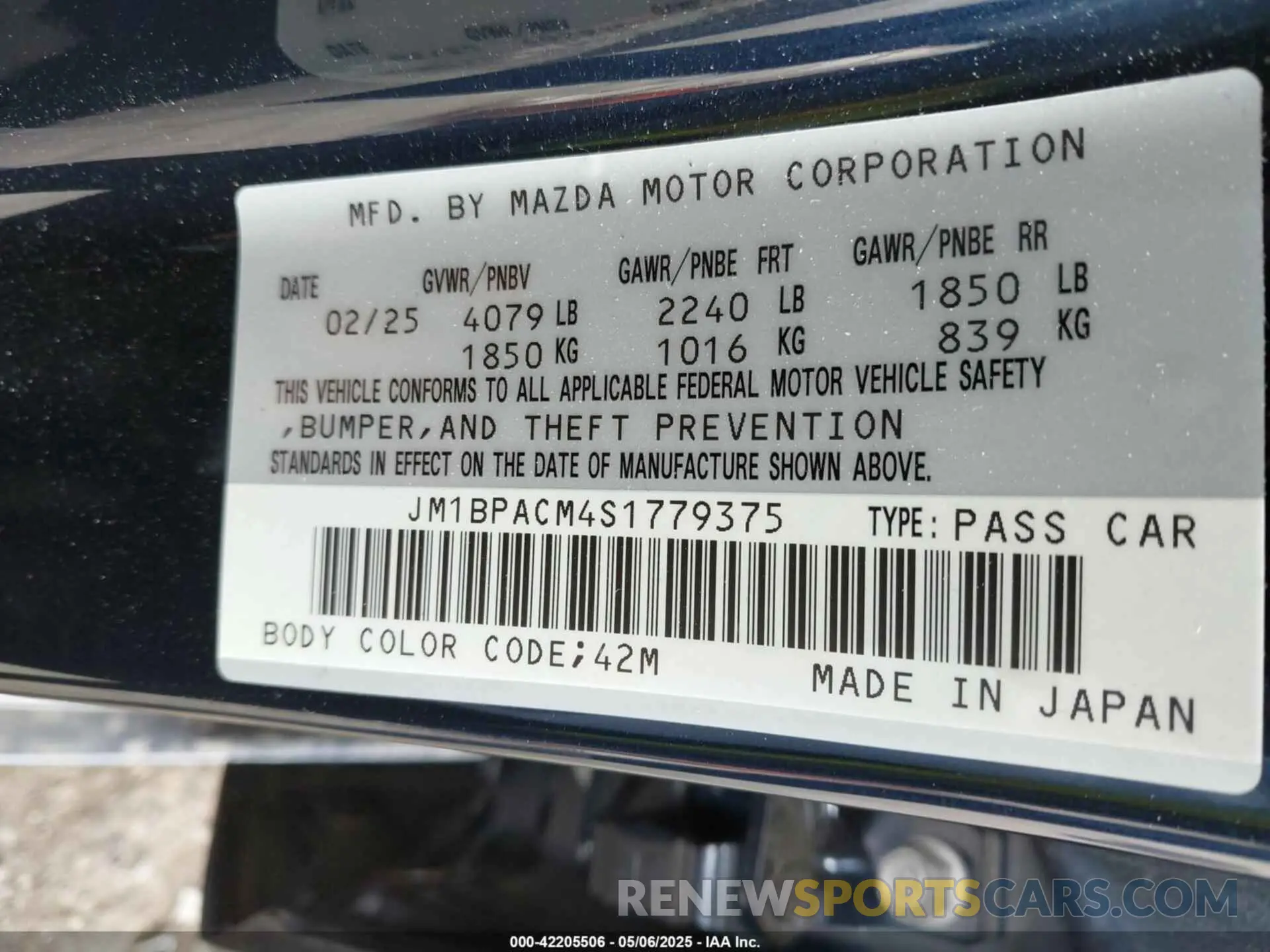9 Photograph of a damaged car JM1BPACM4S1779375 MAZDA MAZDA3 2025