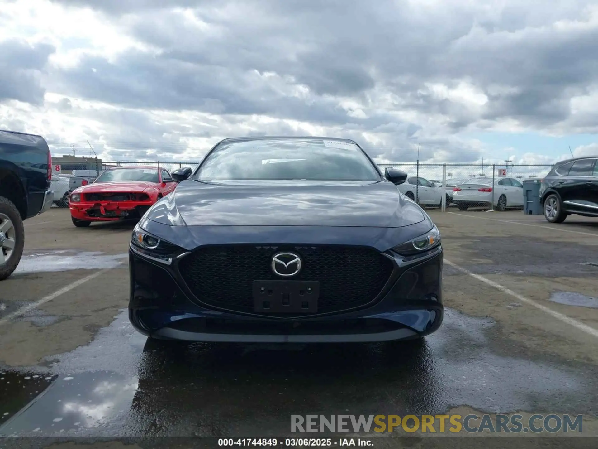 12 Фотография поврежденного автомобиля JM1BPALMXS1757204 MAZDA MAZDA3 2025