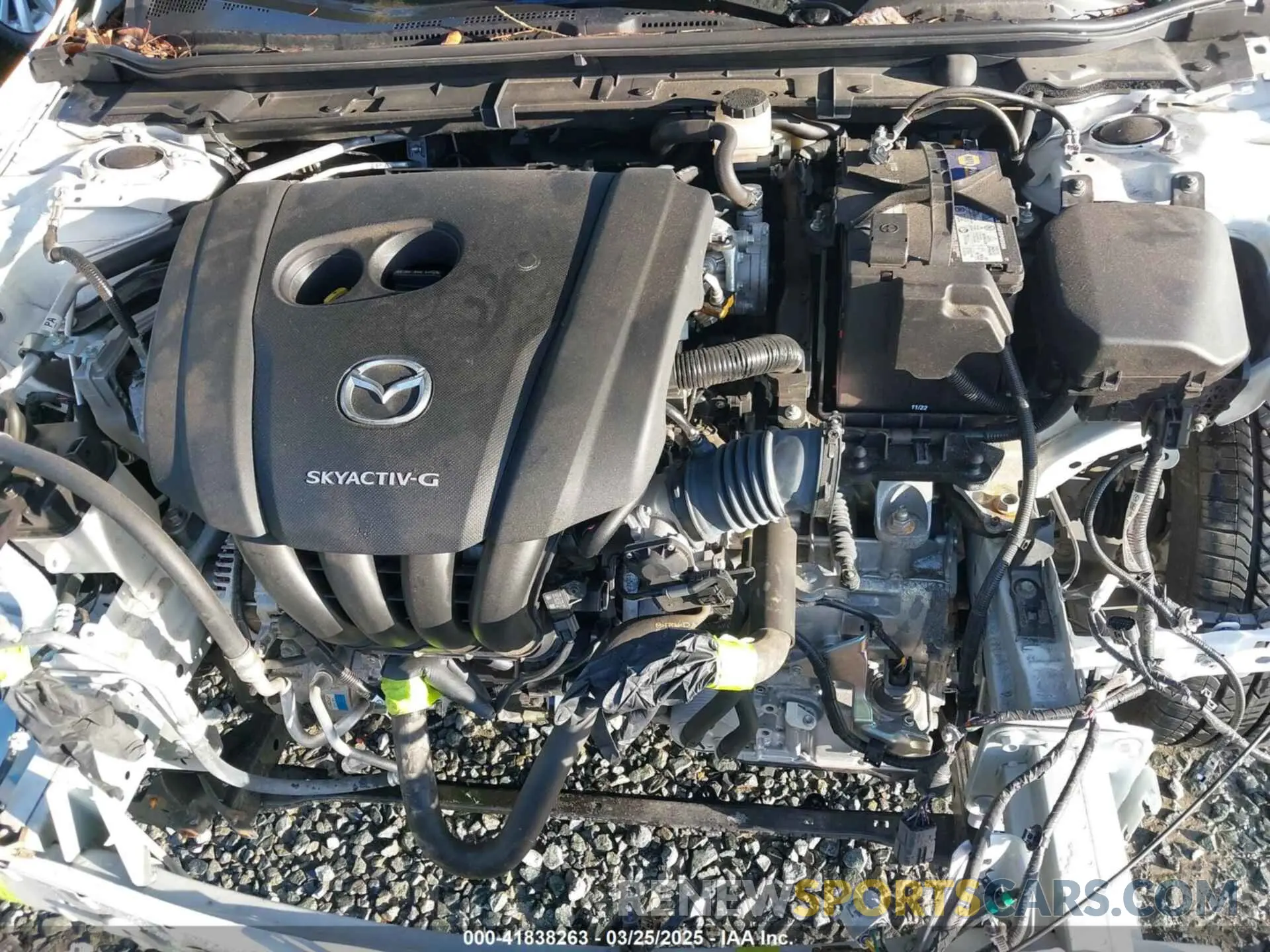 10 Photograph of a damaged car JM1BPBJM6K1124773 MAZDA MAZDA3 HATCHBACK 2019