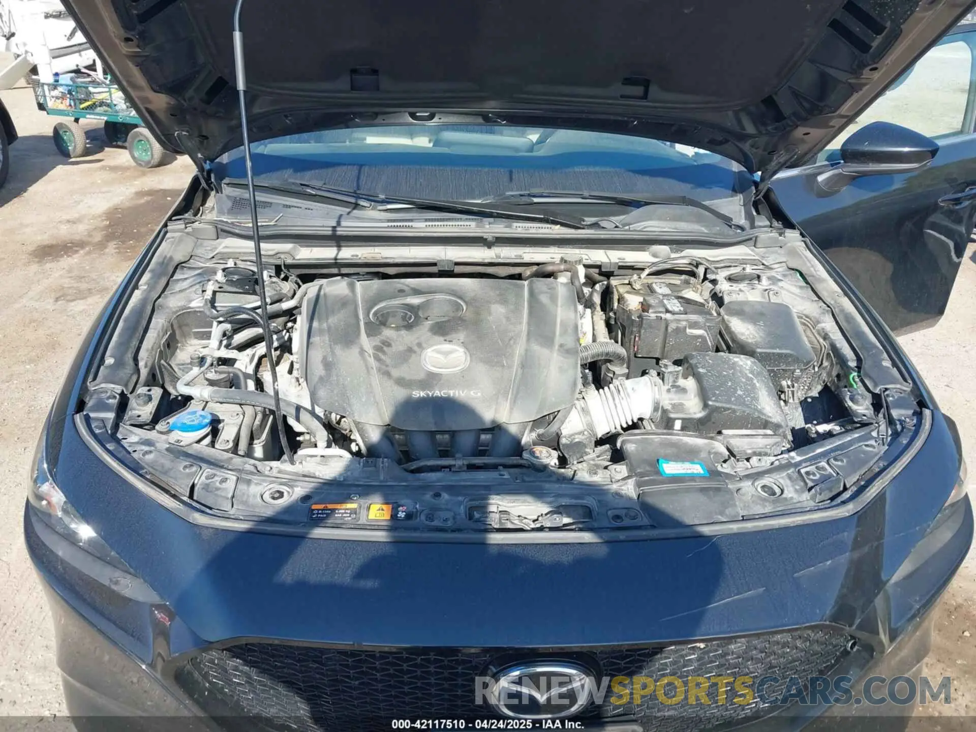 10 Фотография поврежденного автомобиля JM1BPBJM9K1122225 MAZDA MAZDA3 HATCHBACK 2019
