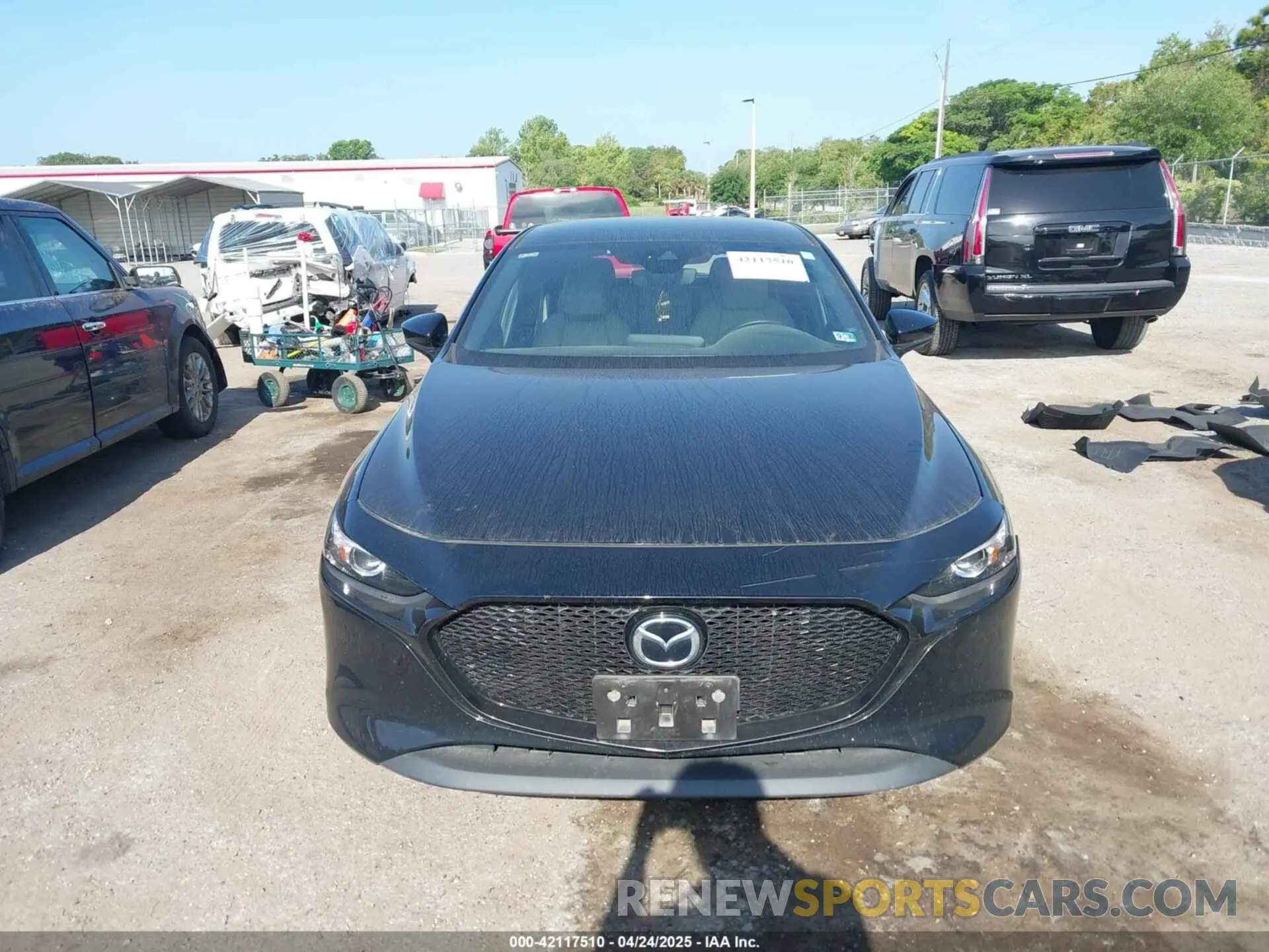 12 Фотография поврежденного автомобиля JM1BPBJM9K1122225 MAZDA MAZDA3 HATCHBACK 2019