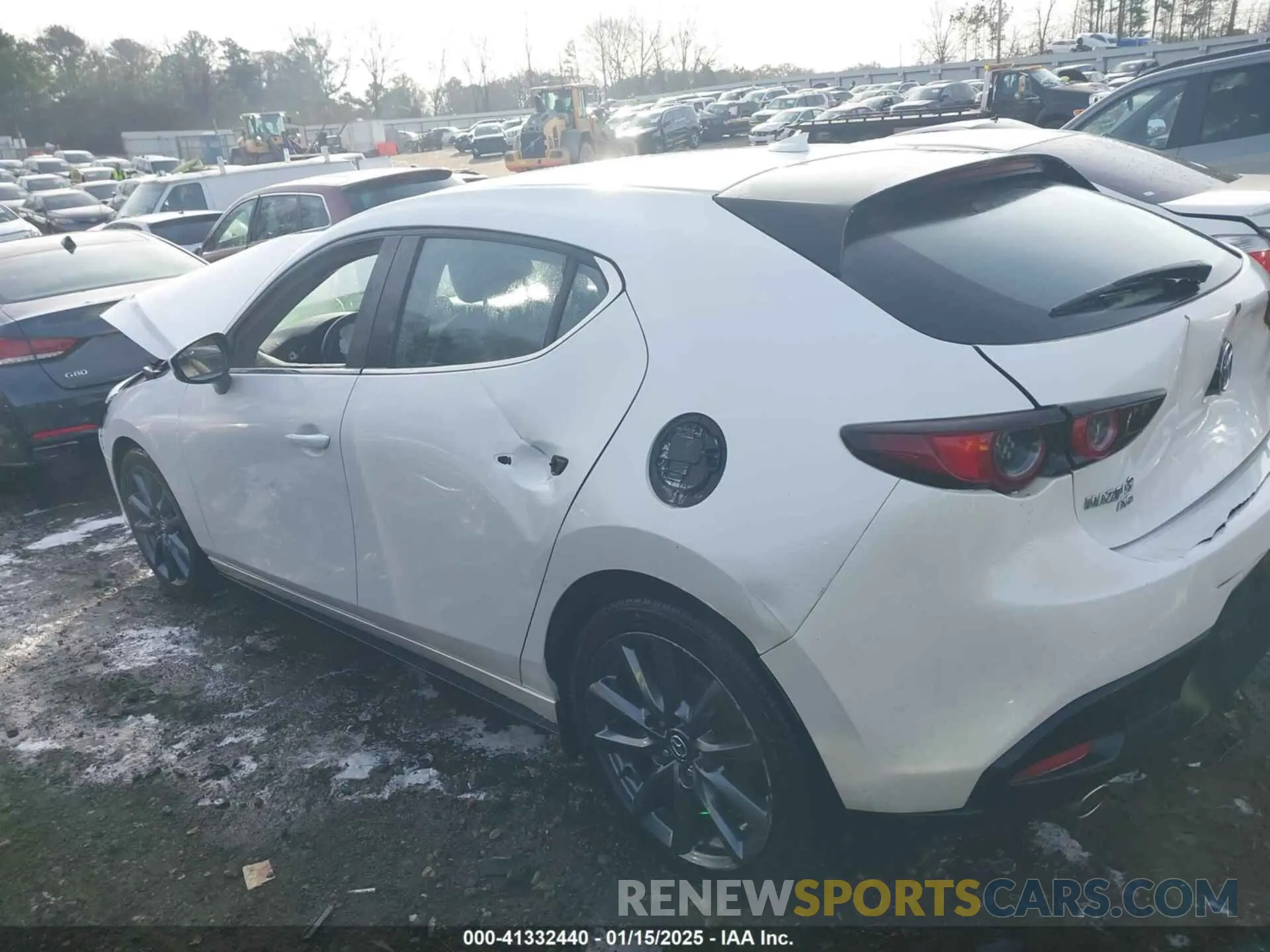 13 Фотография поврежденного автомобиля JM1BPBMM0L1157345 MAZDA MAZDA3 HATCHBACK 2020