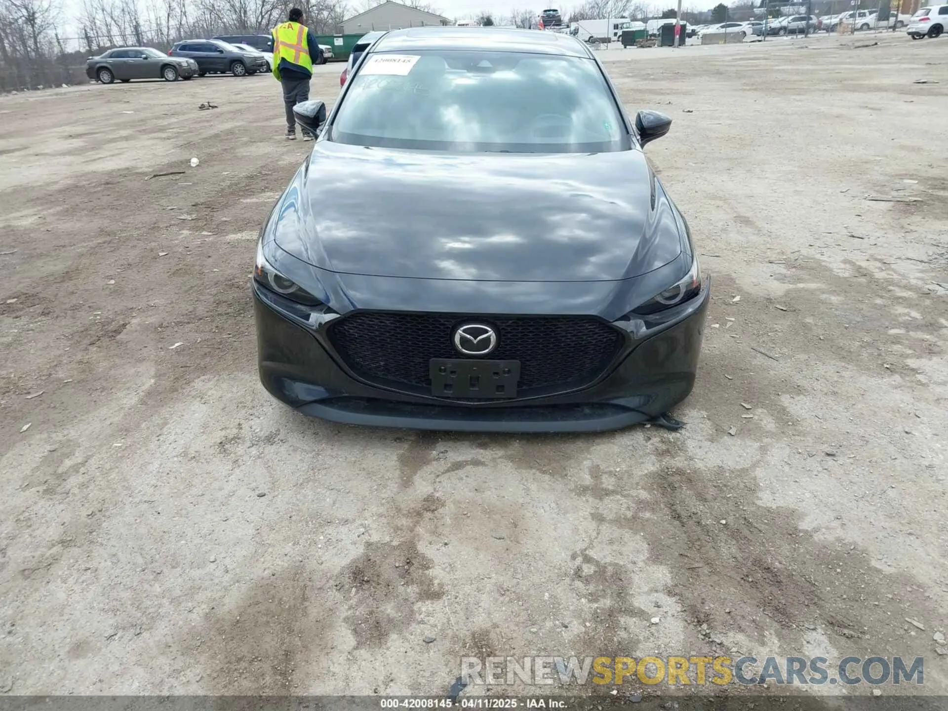 12 Фотография поврежденного автомобиля JM1BPBJY0M1344335 MAZDA MAZDA3 HATCHBACK 2021