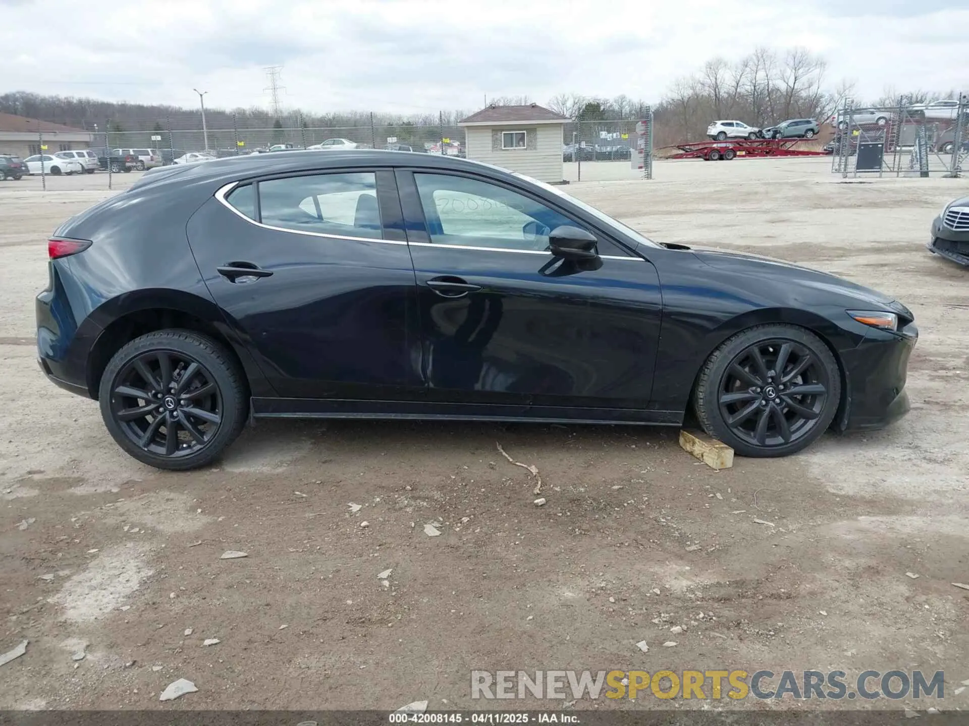 13 Фотография поврежденного автомобиля JM1BPBJY0M1344335 MAZDA MAZDA3 HATCHBACK 2021