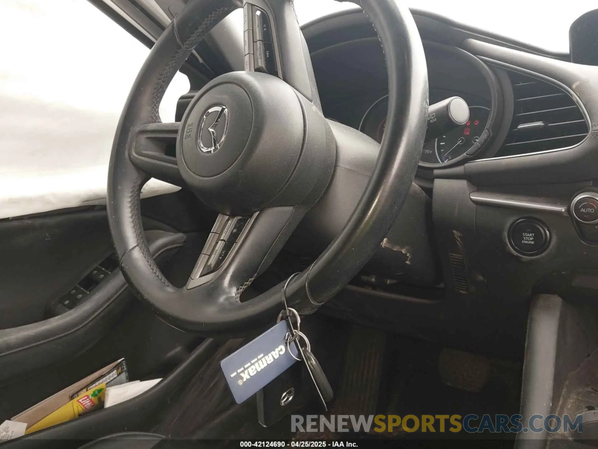 11 Фотография поврежденного автомобиля JM1BPBKL5M1339375 MAZDA MAZDA3 HATCHBACK 2021