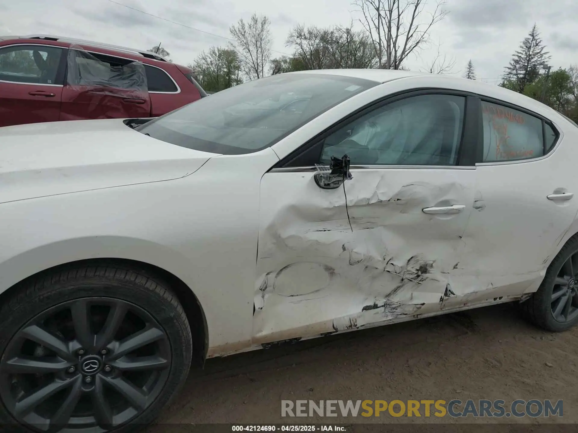 6 Фотография поврежденного автомобиля JM1BPBKL5M1339375 MAZDA MAZDA3 HATCHBACK 2021
