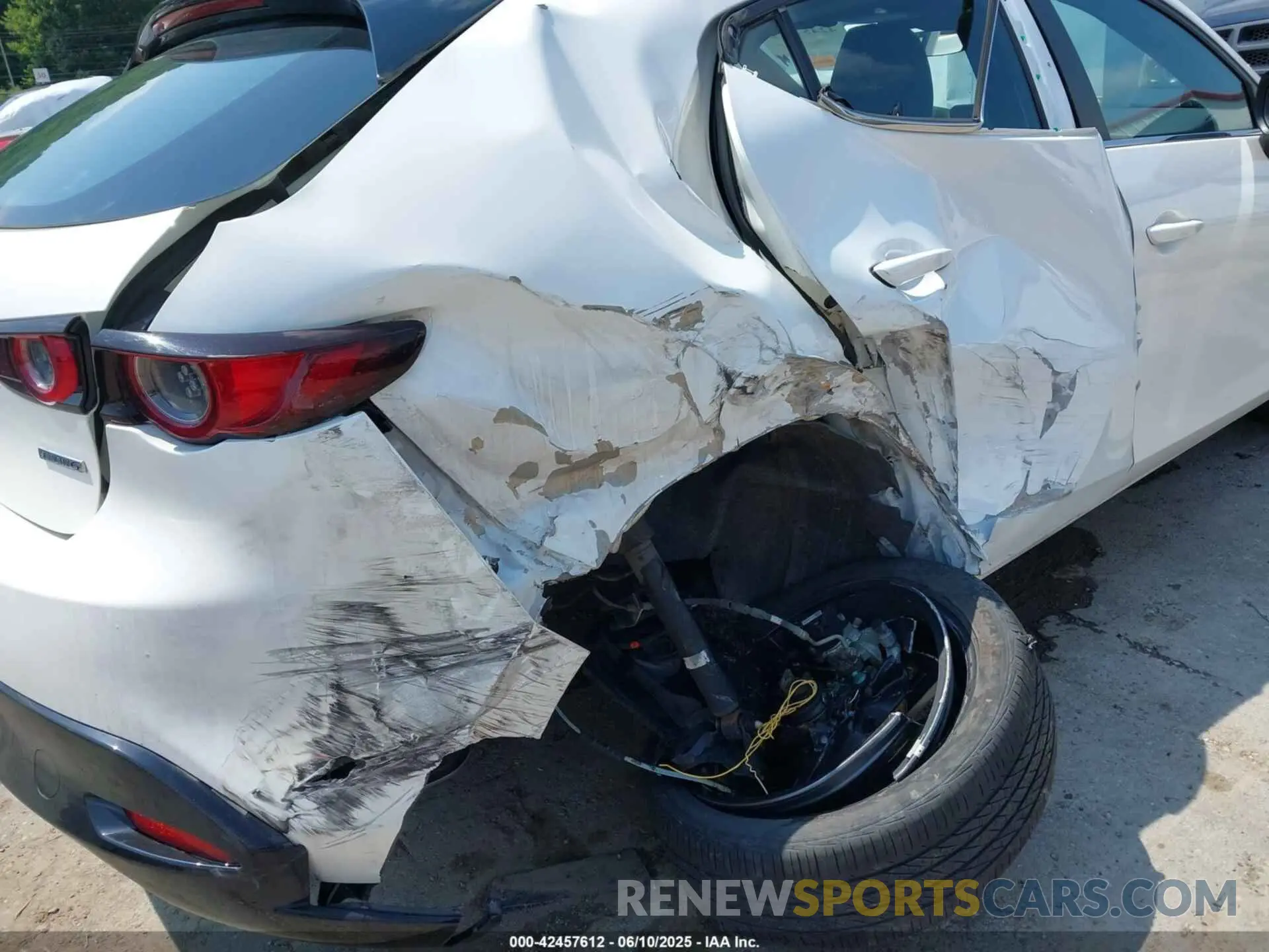 6 Фотография поврежденного автомобиля JM1BPBLL6M1328674 MAZDA MAZDA3 HATCHBACK 2021