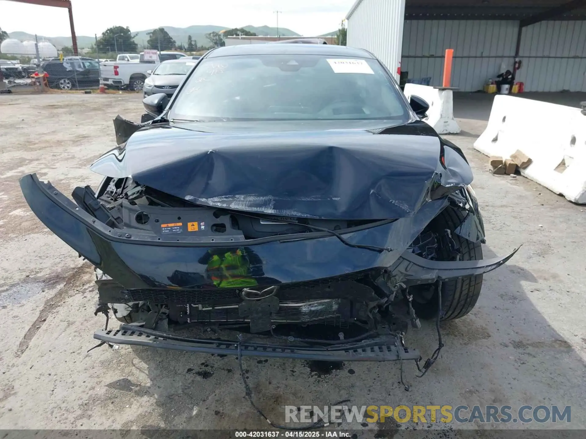 12 Фотография поврежденного автомобиля JM1BPBNY2M1403797 MAZDA MAZDA3 HATCHBACK 2021
