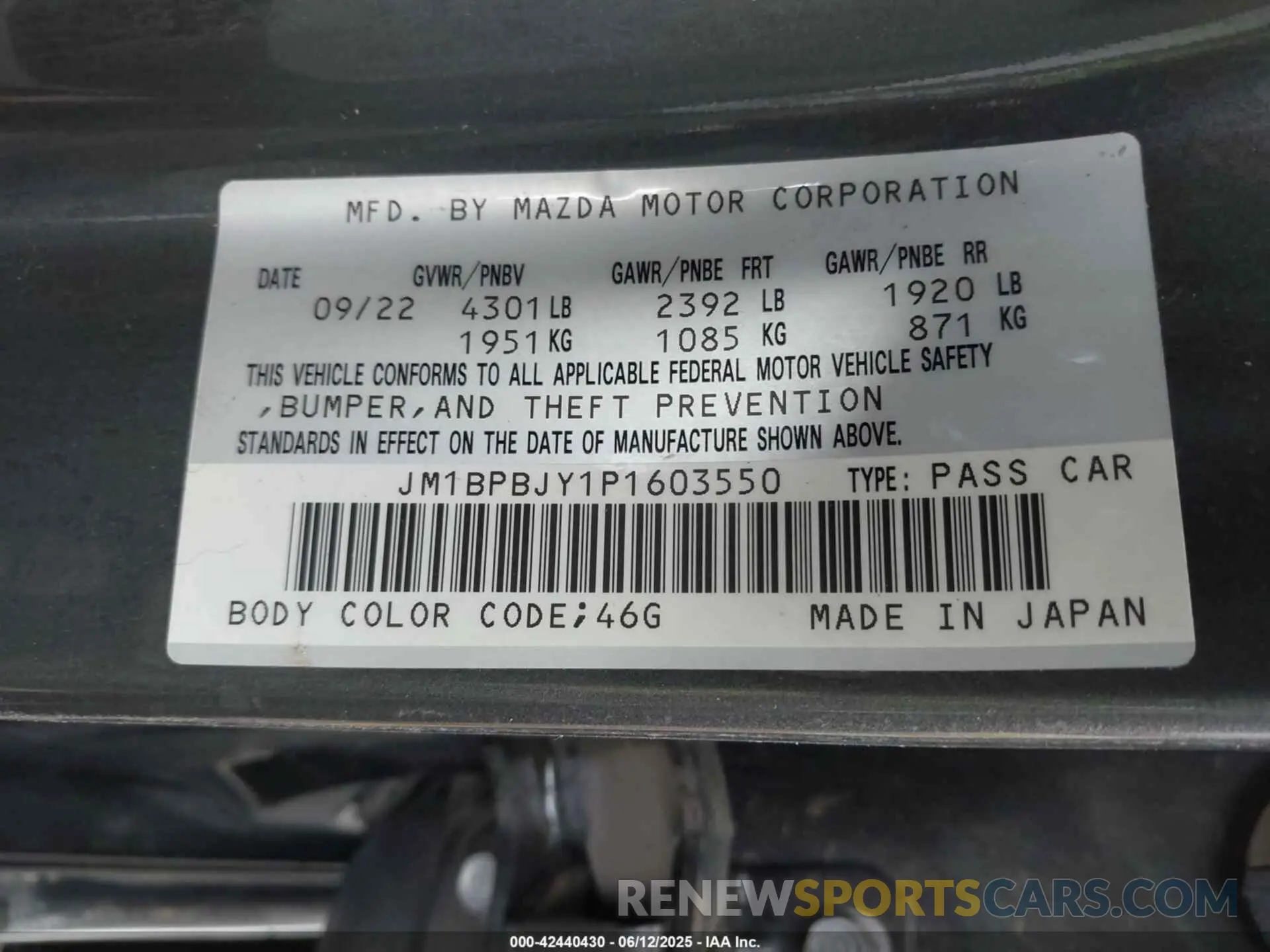 9 Photograph of a damaged car JM1BPBJY1P1603550 MAZDA MAZDA3 HATCHBACK 2023