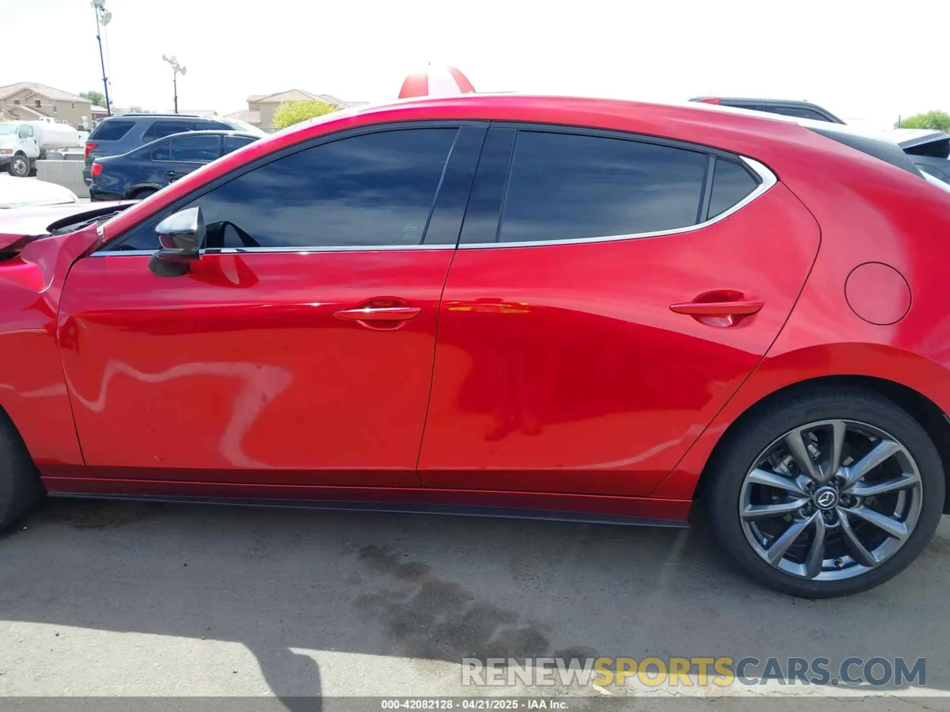 13 Фотография поврежденного автомобиля JM1BPBJY4P1617748 MAZDA MAZDA3 HATCHBACK 2023