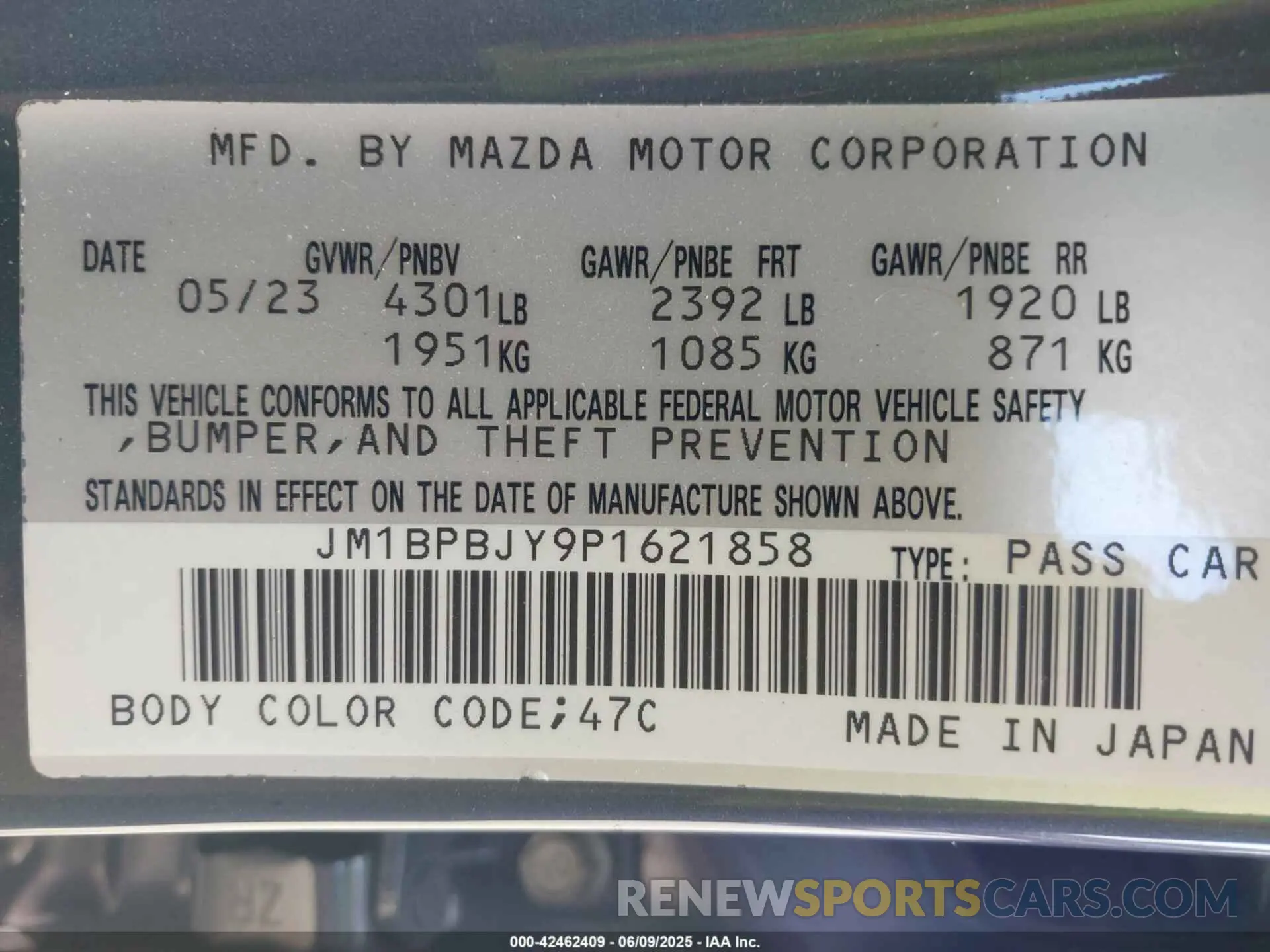 9 Photograph of a damaged car JM1BPBJY9P1621858 MAZDA MAZDA3 HATCHBACK 2023