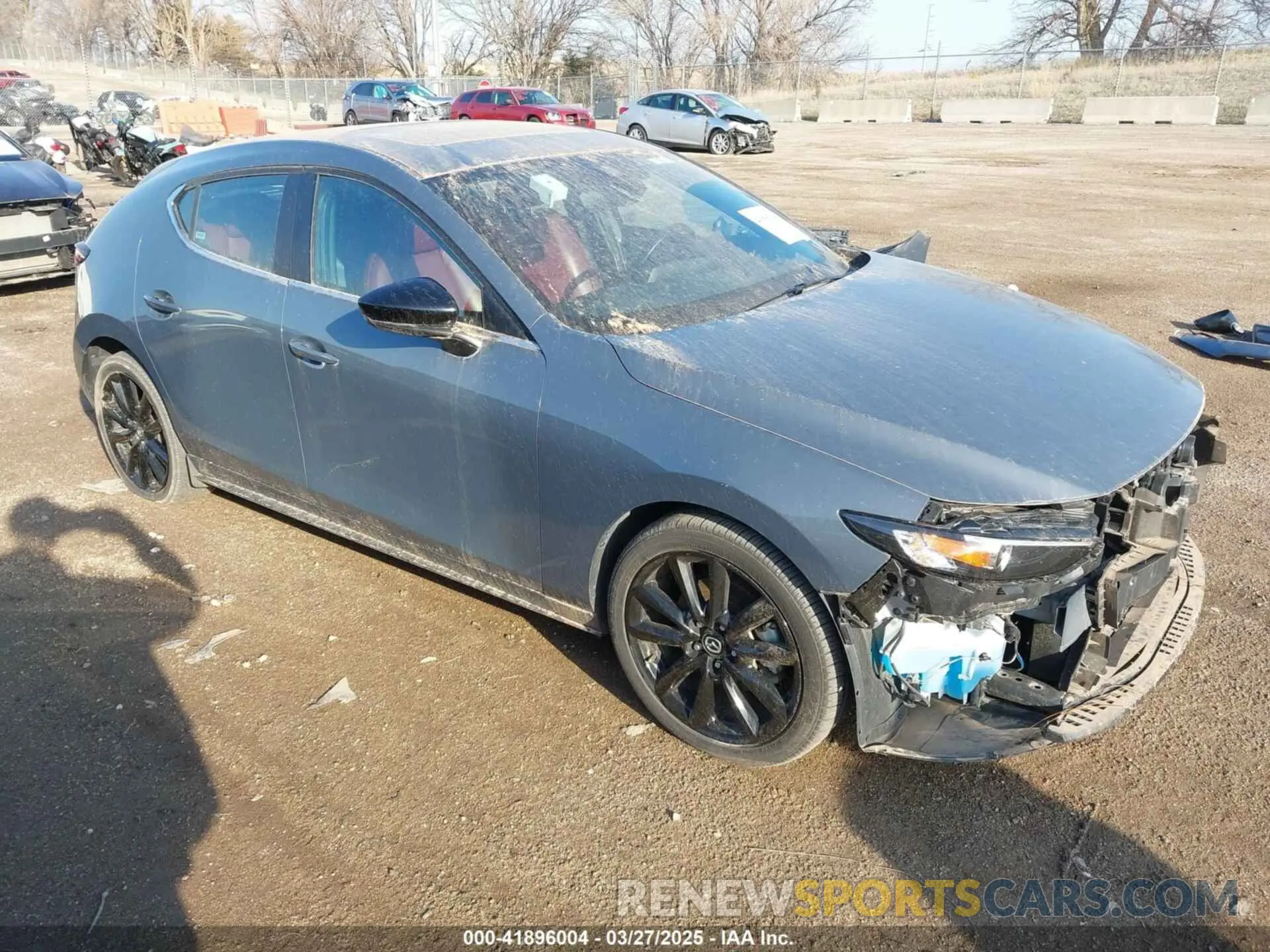 1 Фотография поврежденного автомобиля JM1BPBLM9P1610644 MAZDA MAZDA3 HATCHBACK 2023