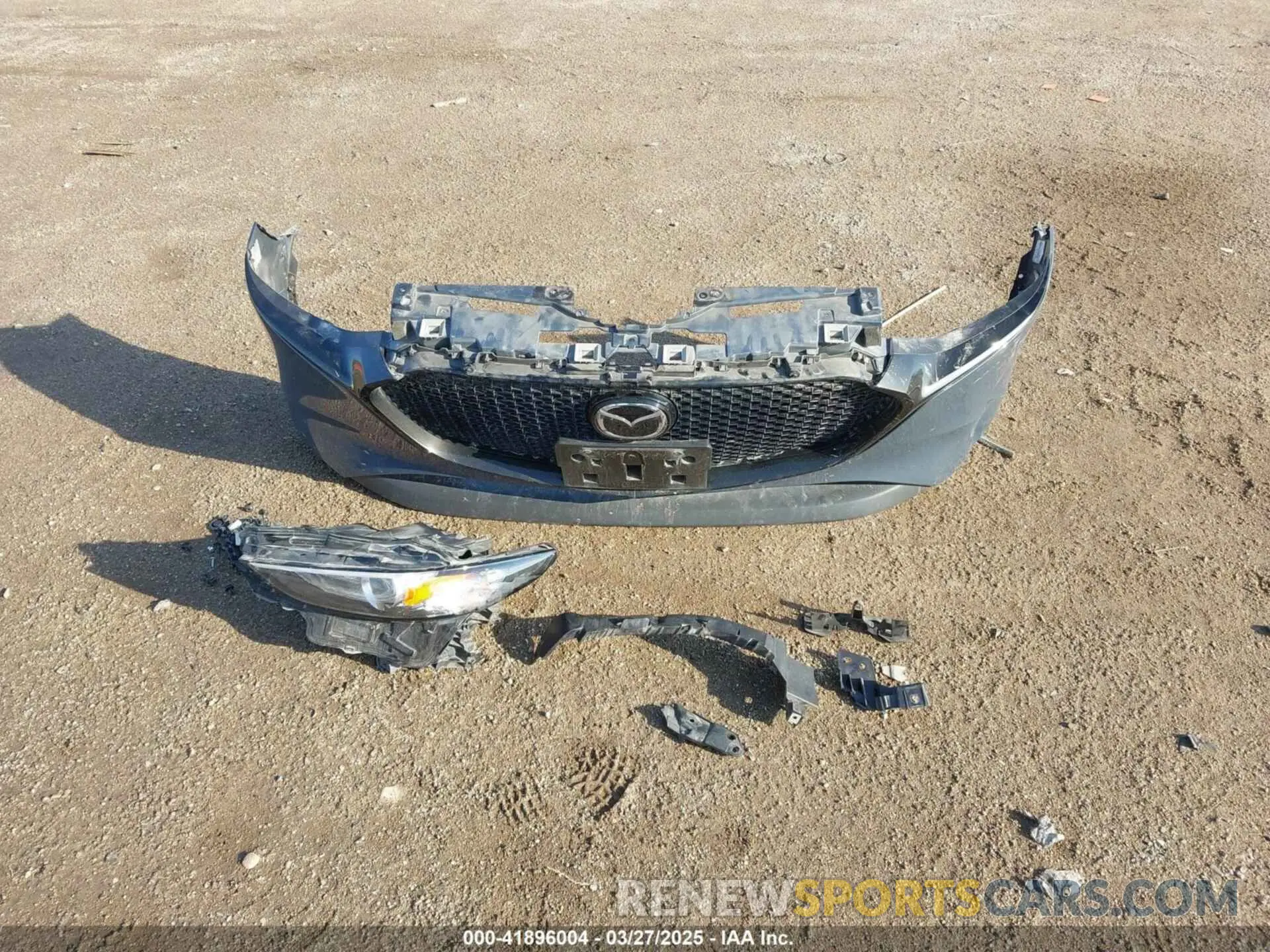 19 Фотография поврежденного автомобиля JM1BPBLM9P1610644 MAZDA MAZDA3 HATCHBACK 2023