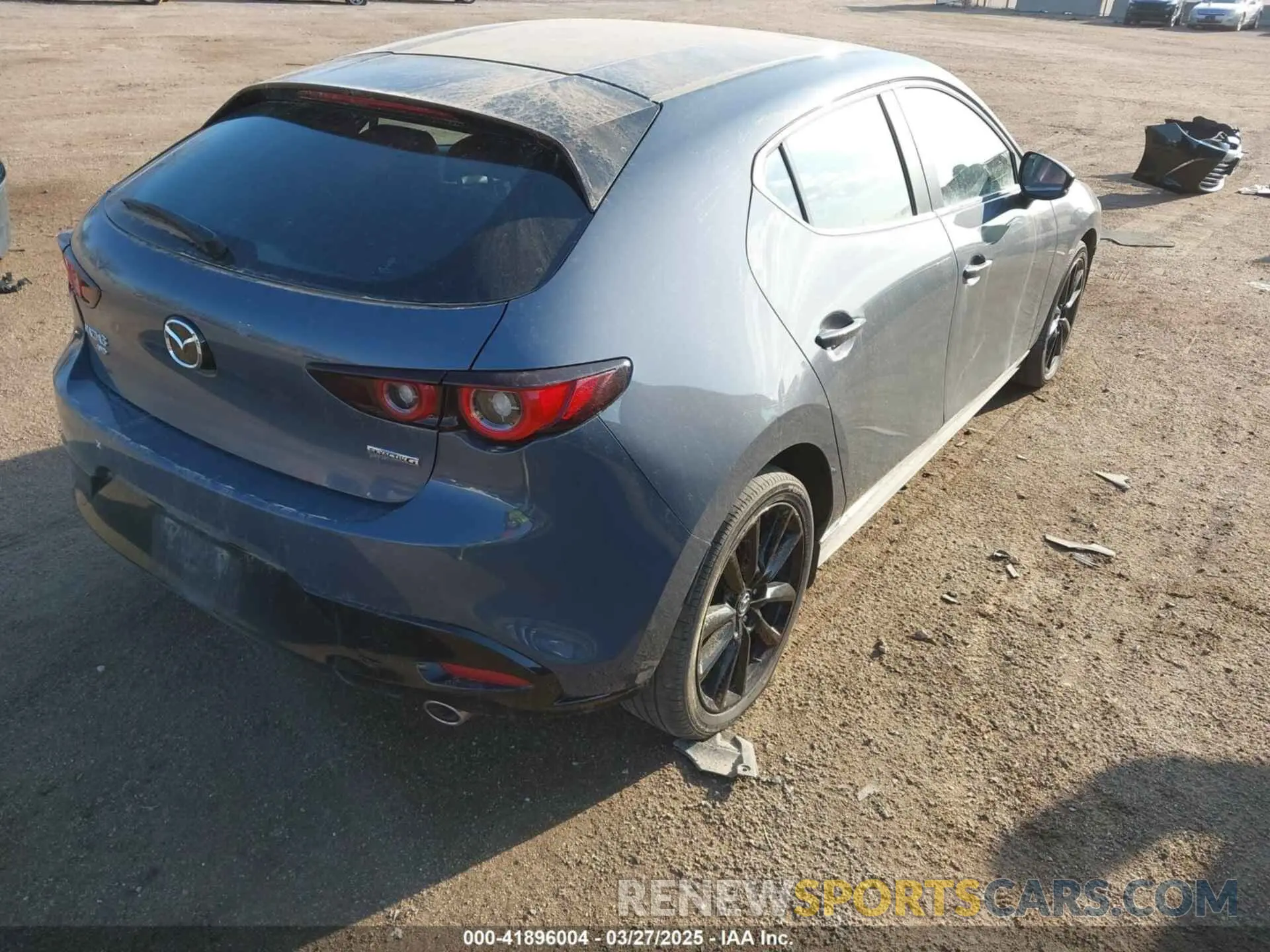4 Фотография поврежденного автомобиля JM1BPBLM9P1610644 MAZDA MAZDA3 HATCHBACK 2023