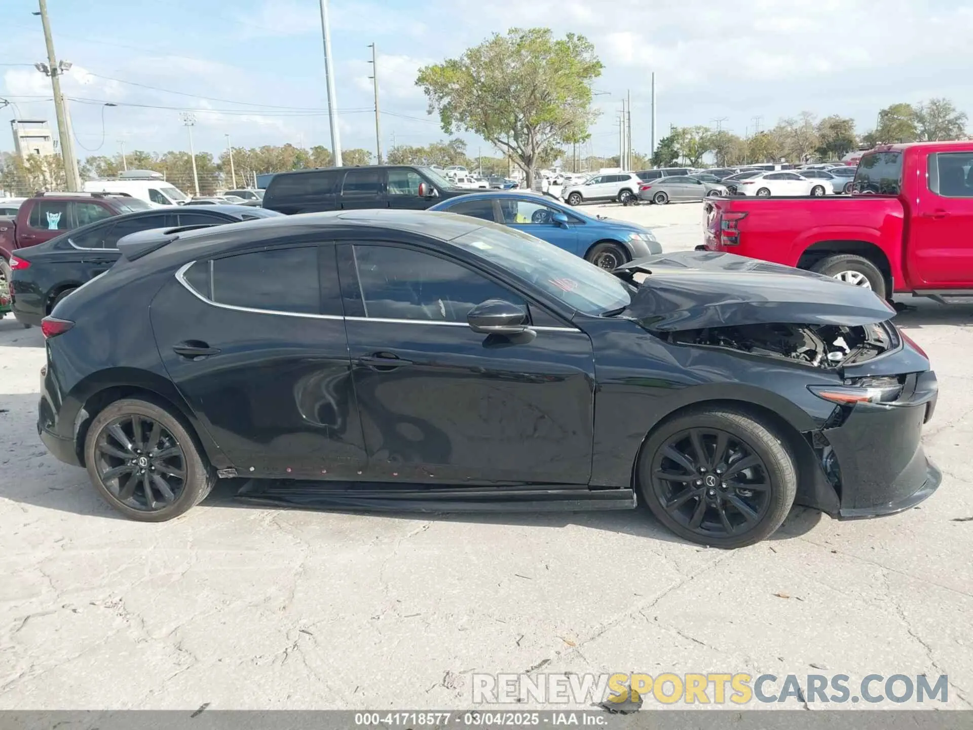 12 Фотография поврежденного автомобиля JM1BPBNY0P1615814 MAZDA MAZDA3 HATCHBACK 2023