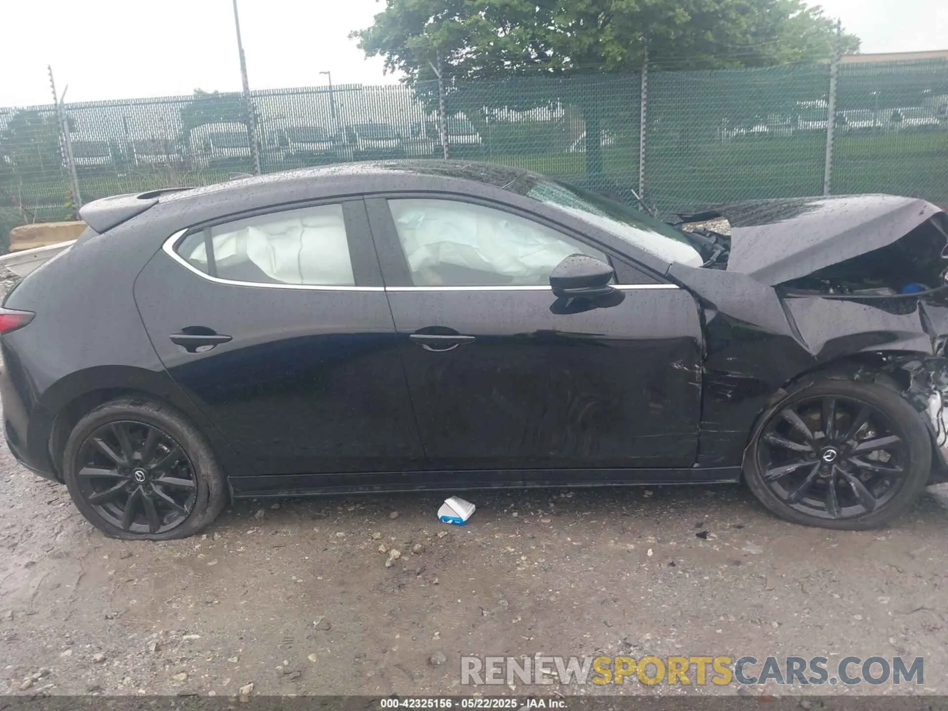 13 Photograph of a damaged car JM1BPBNY2P1605592 MAZDA MAZDA3 HATCHBACK 2023