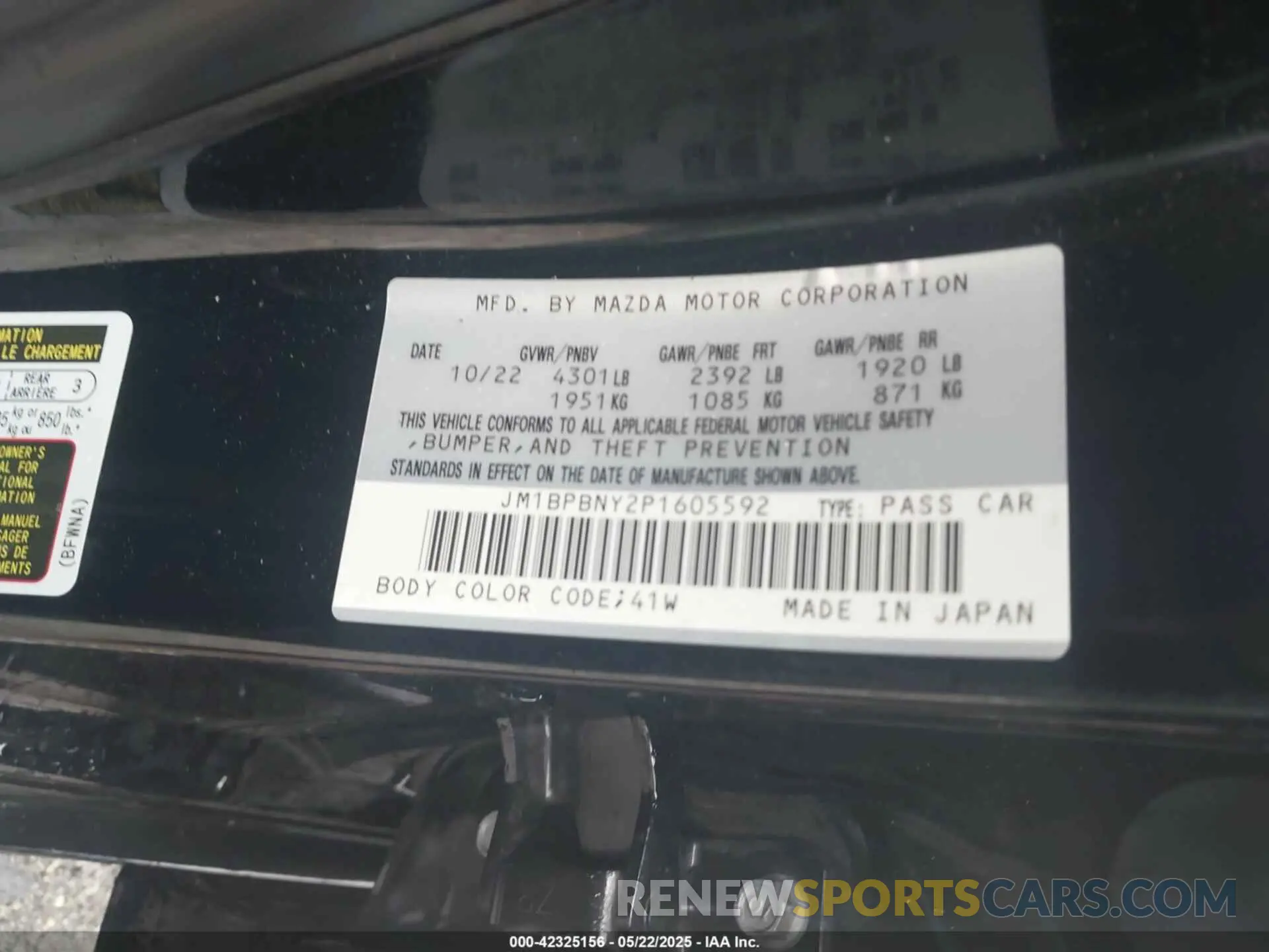 9 Photograph of a damaged car JM1BPBNY2P1605592 MAZDA MAZDA3 HATCHBACK 2023