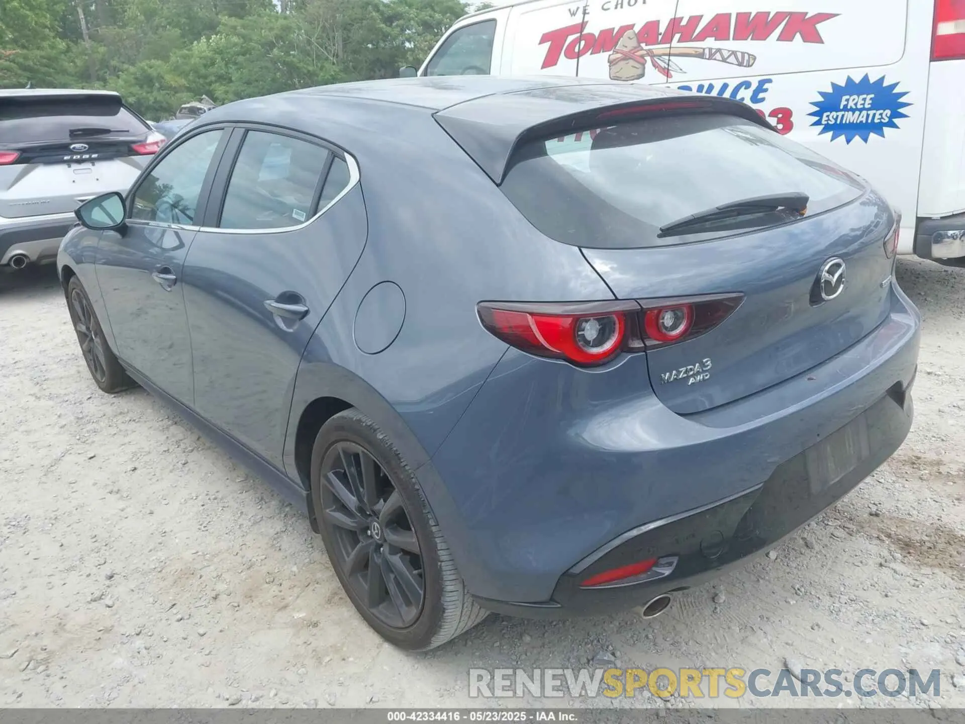 3 Фотография поврежденного автомобиля JM1BPBLM5R1709609 MAZDA MAZDA3 HATCHBACK 2024