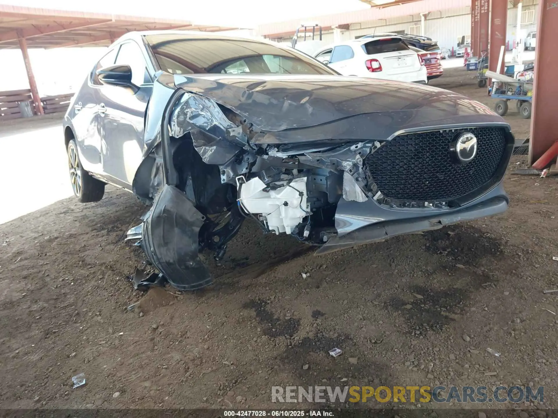 1 Photograph of a damaged car JM1BPBLM8R1650524 MAZDA MAZDA3 HATCHBACK 2024