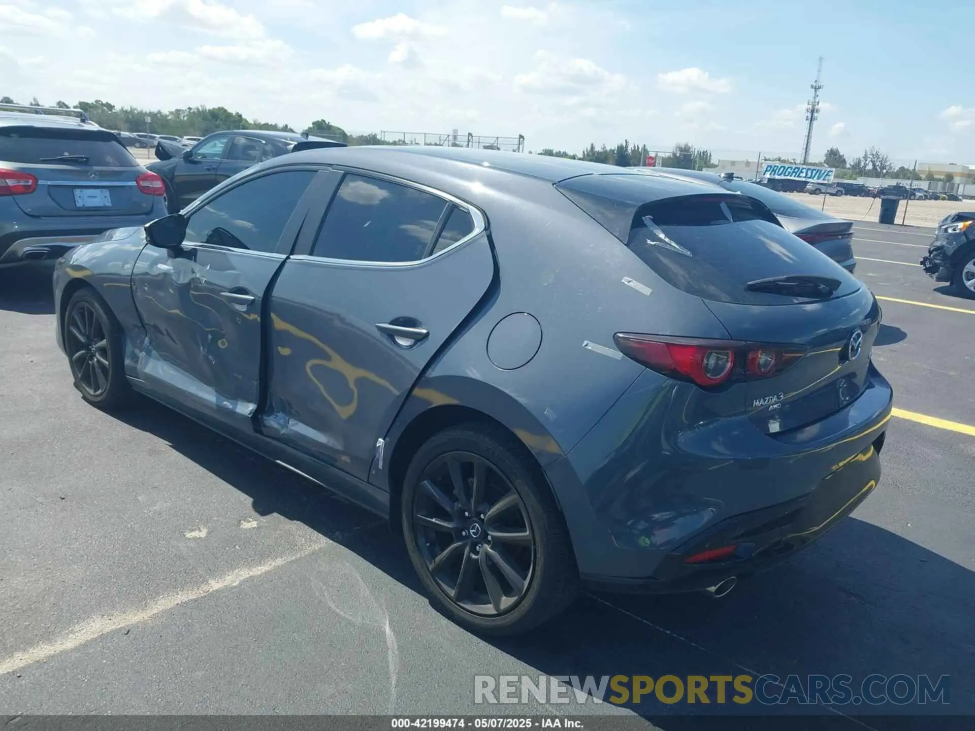 3 Photograph of a damaged car JM1BPBLM8R1654296 MAZDA MAZDA3 HATCHBACK 2024