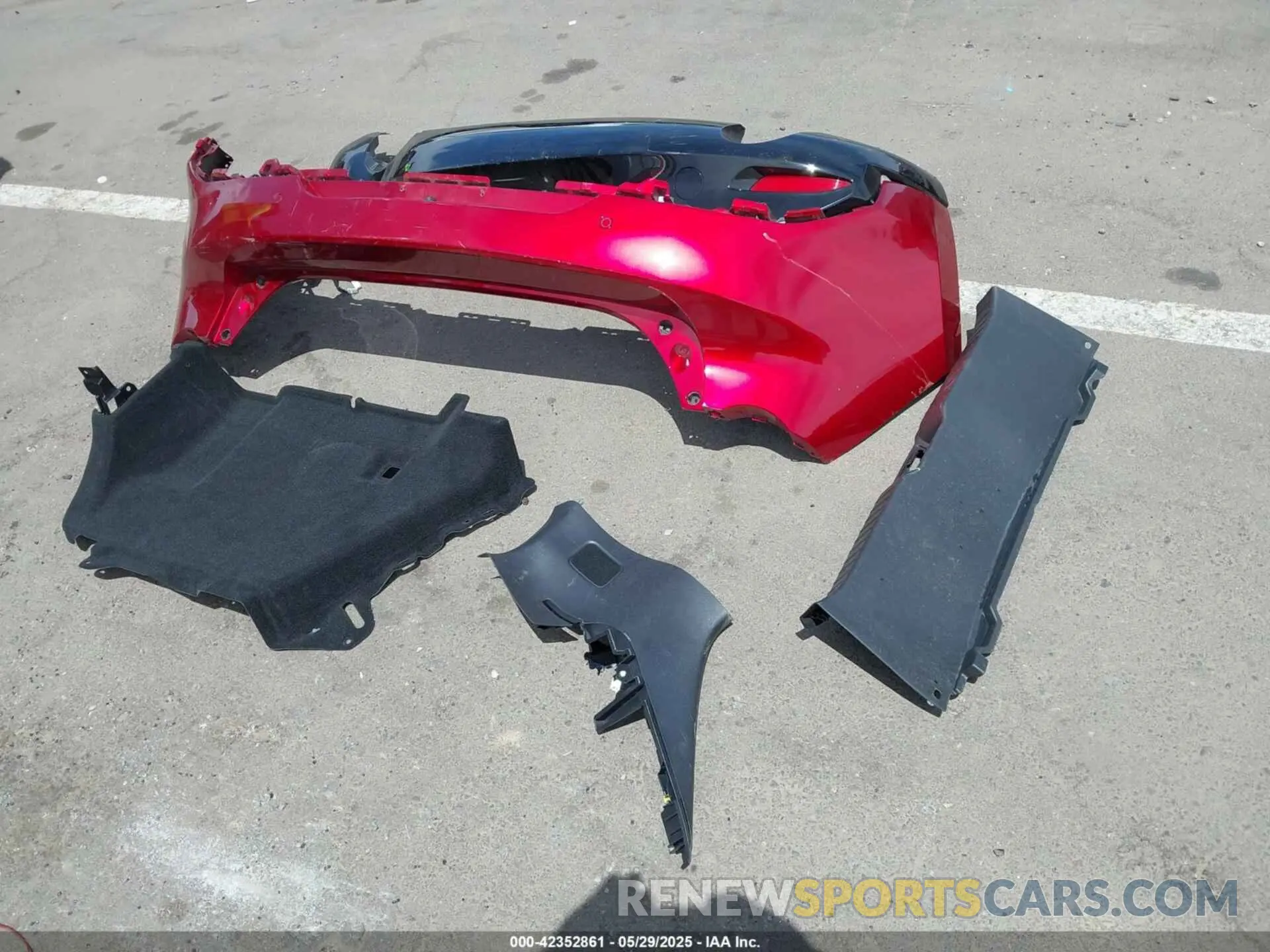 12 Photograph of a damaged car JM1BPBNY2R1653094 MAZDA MAZDA3 HATCHBACK 2024