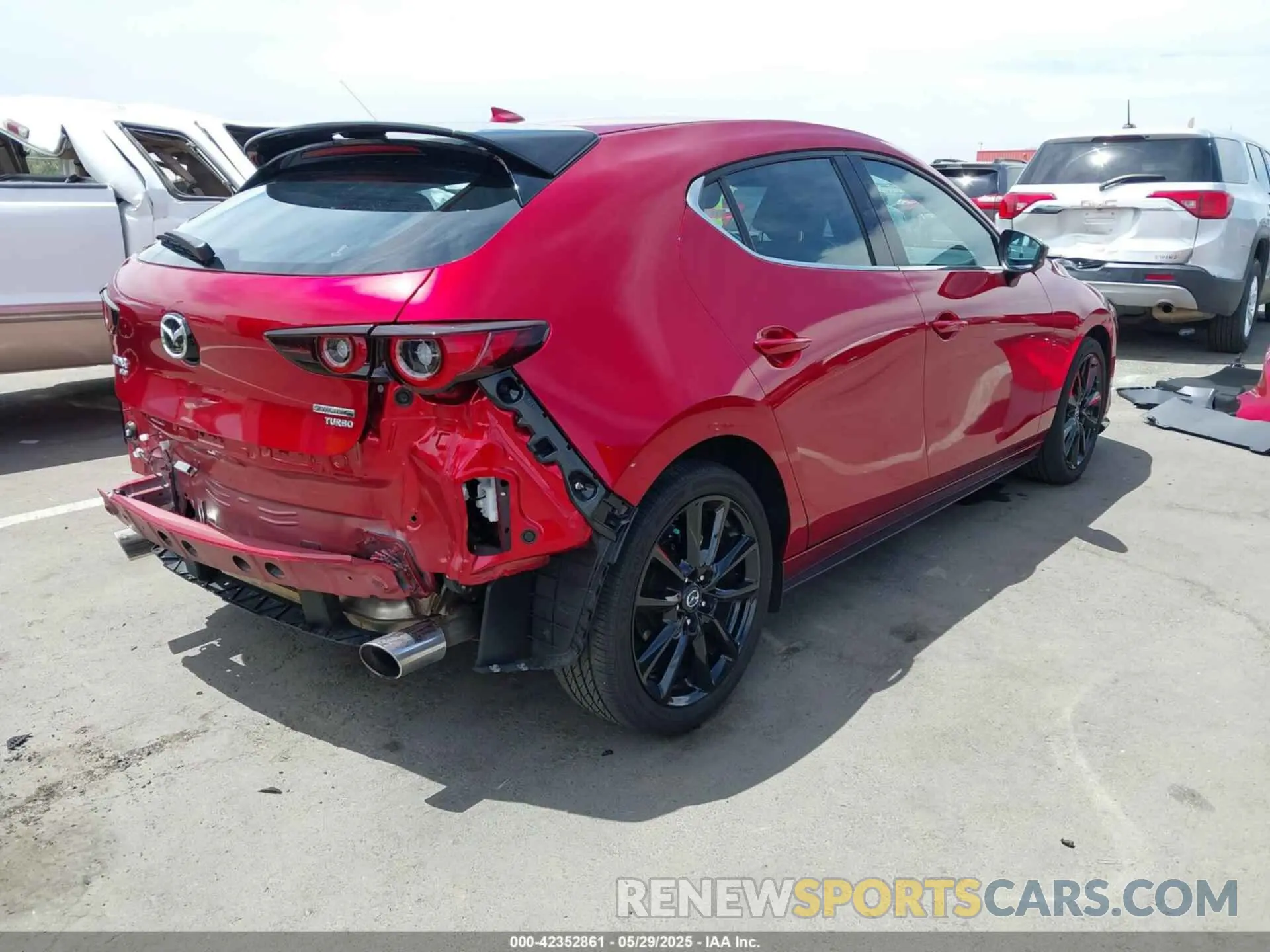 4 Photograph of a damaged car JM1BPBNY2R1653094 MAZDA MAZDA3 HATCHBACK 2024