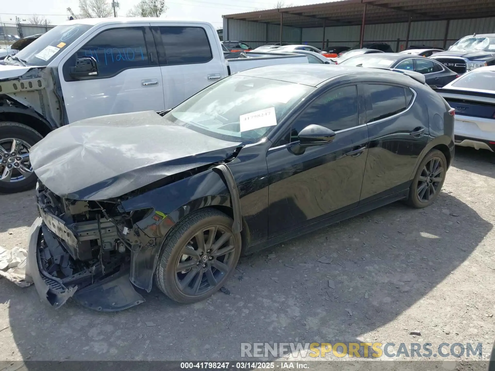 2 Фотография поврежденного автомобиля JM1BPBNY6R1702023 MAZDA MAZDA3 HATCHBACK 2024