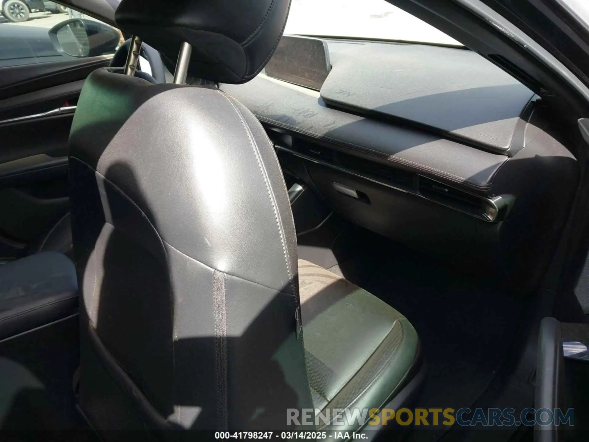 5 Фотография поврежденного автомобиля JM1BPBNY6R1702023 MAZDA MAZDA3 HATCHBACK 2024