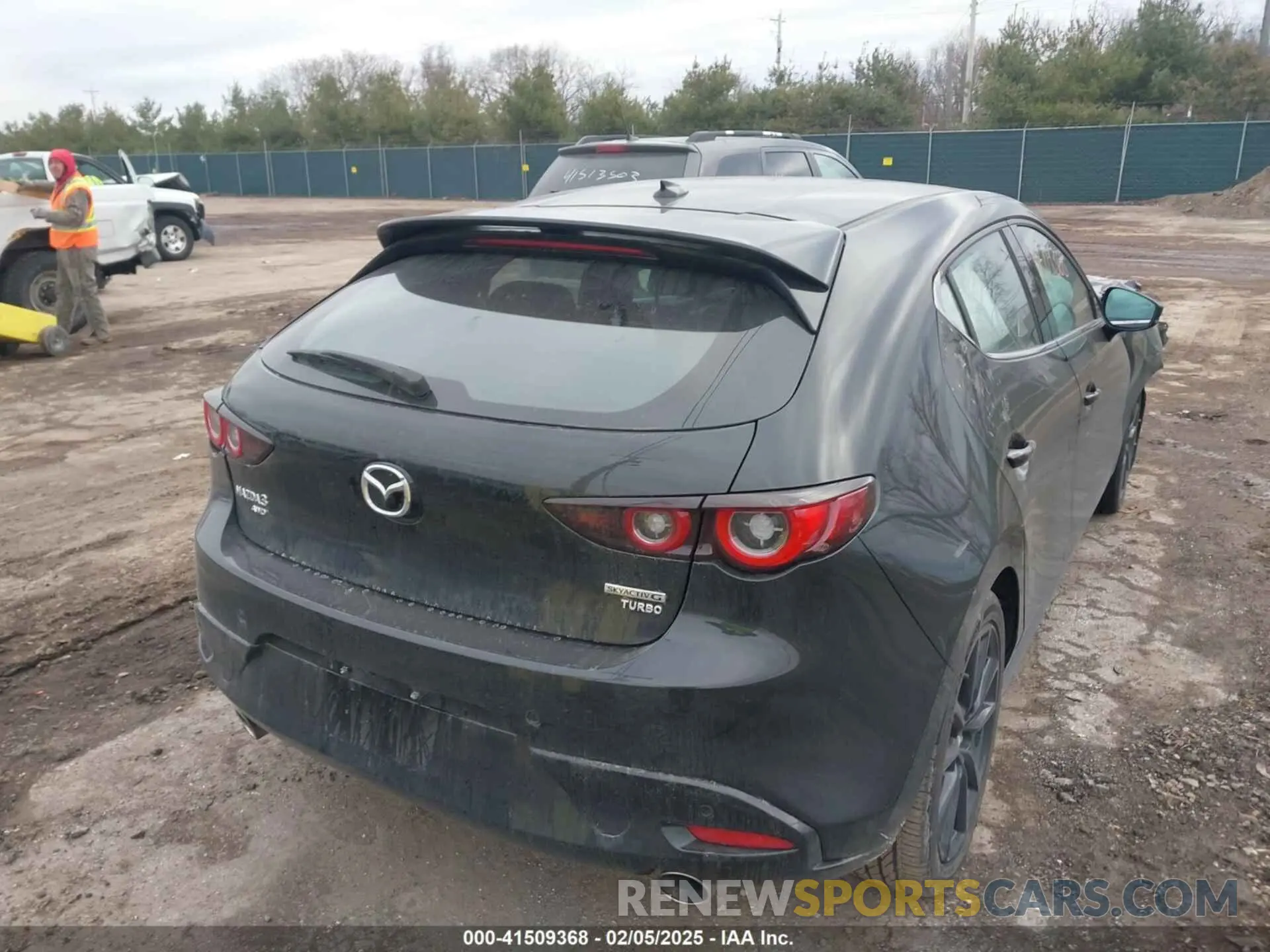 4 Photograph of a damaged car JM1BPBNY6R1716522 MAZDA MAZDA3 HATCHBACK 2024