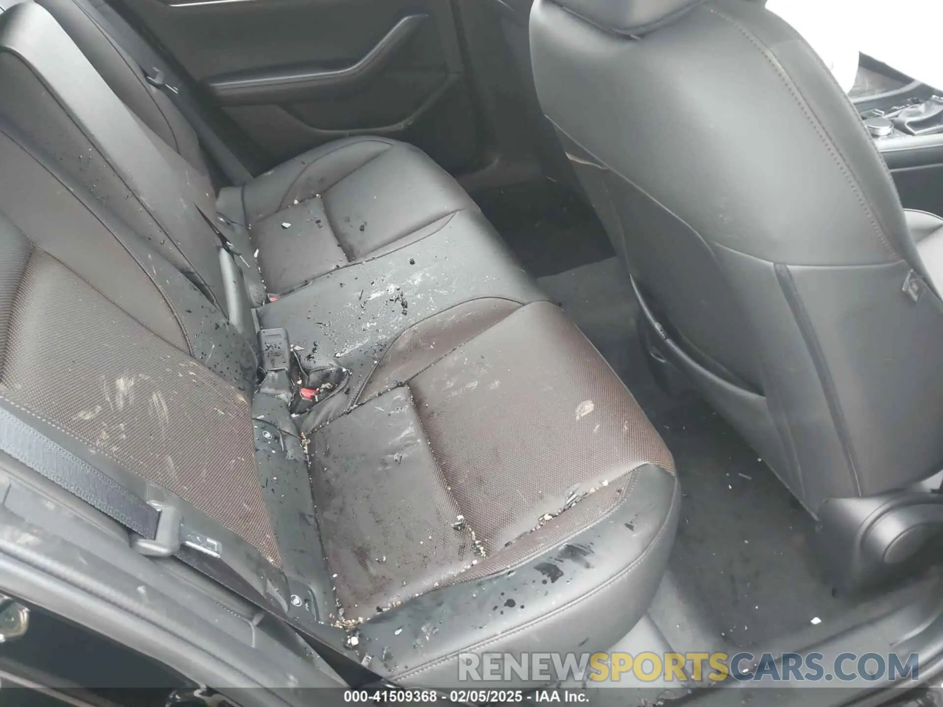 8 Photograph of a damaged car JM1BPBNY6R1716522 MAZDA MAZDA3 HATCHBACK 2024