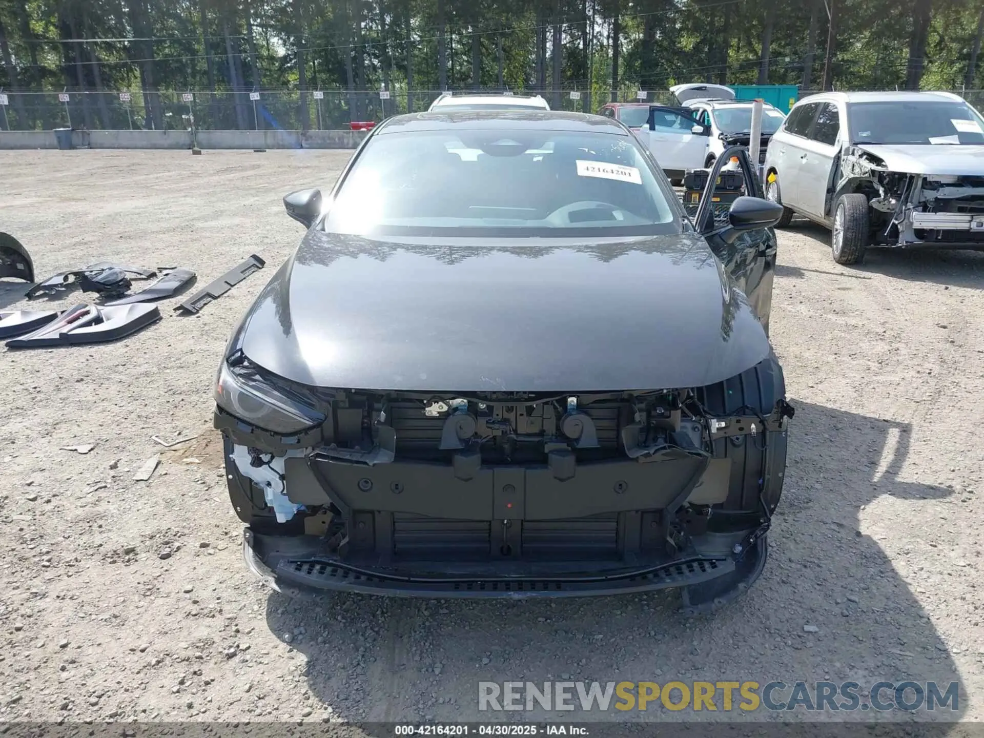 13 Фотография поврежденного автомобиля JM1BPBNYXR1710190 MAZDA MAZDA3 HATCHBACK 2024