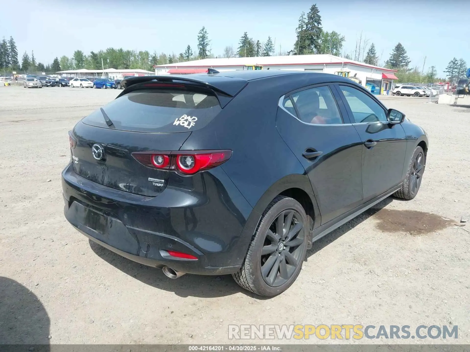 4 Фотография поврежденного автомобиля JM1BPBNYXR1710190 MAZDA MAZDA3 HATCHBACK 2024