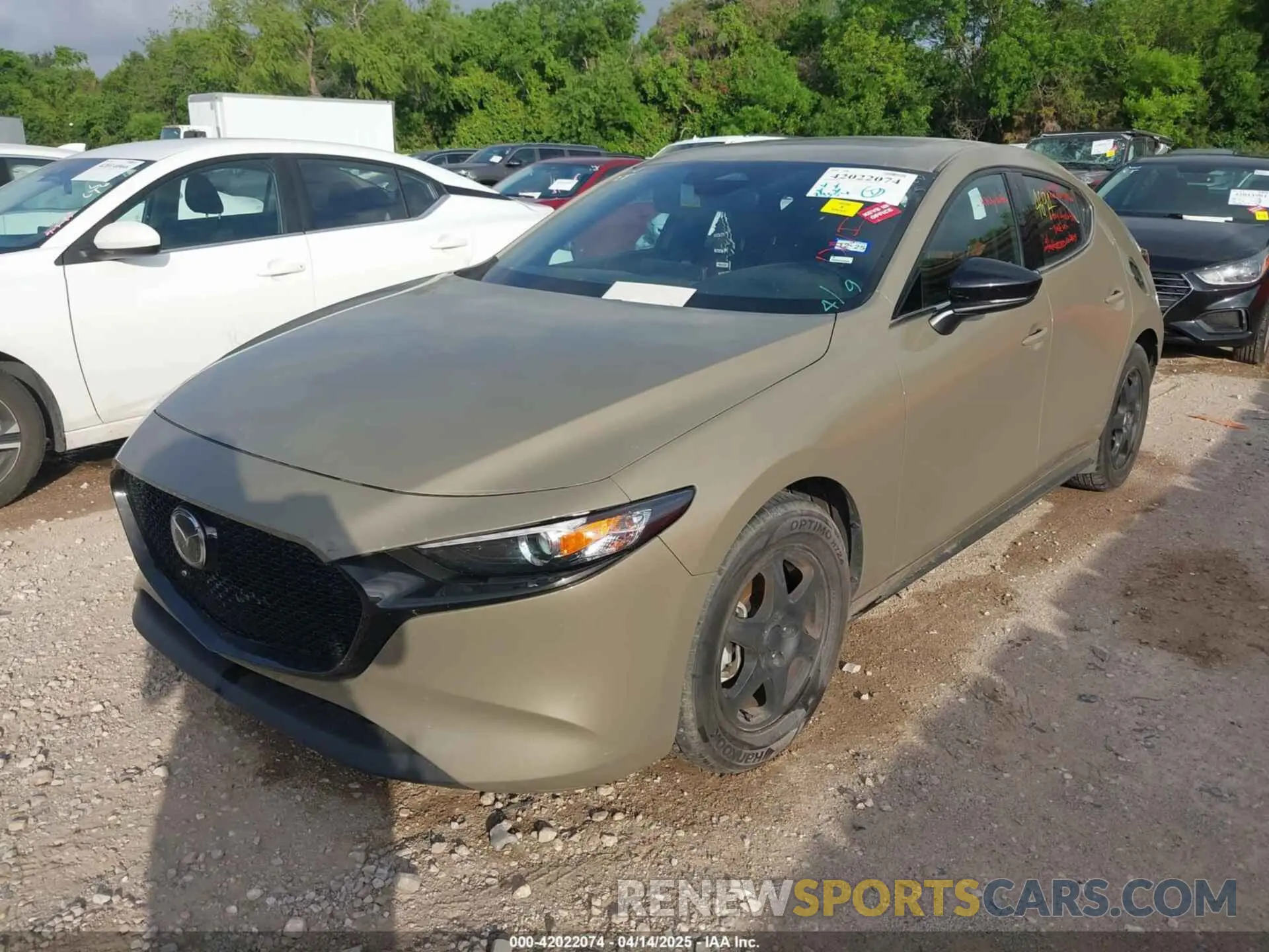 2 Photograph of a damaged car JM1BPBYY3R1704694 MAZDA MAZDA3 HATCHBACK 2024