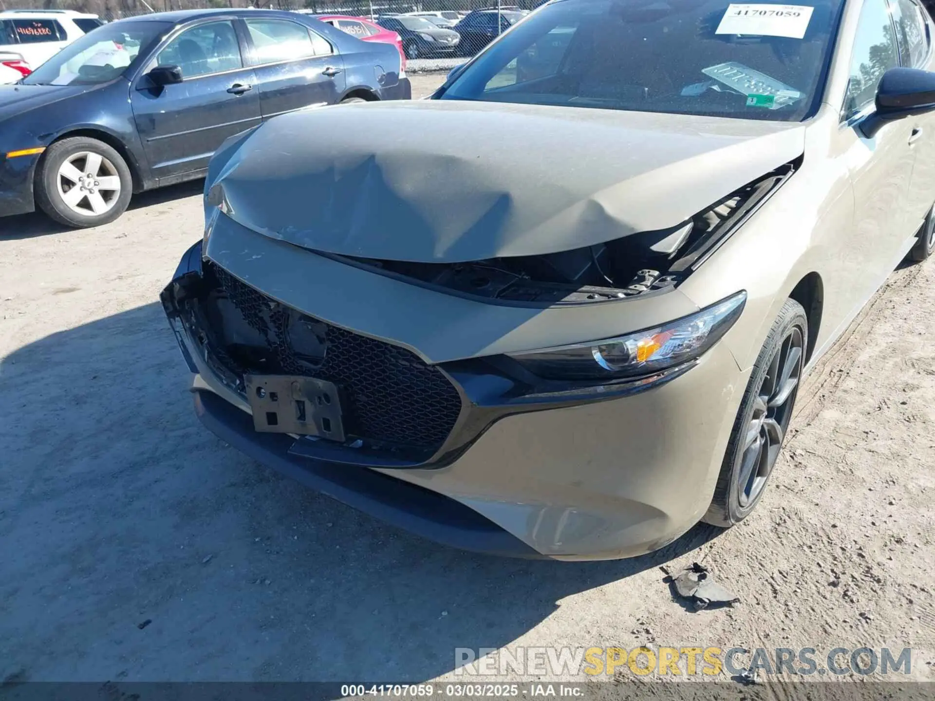 6 Фотография поврежденного автомобиля JM1BPBYY8R1707218 MAZDA MAZDA3 HATCHBACK 2024