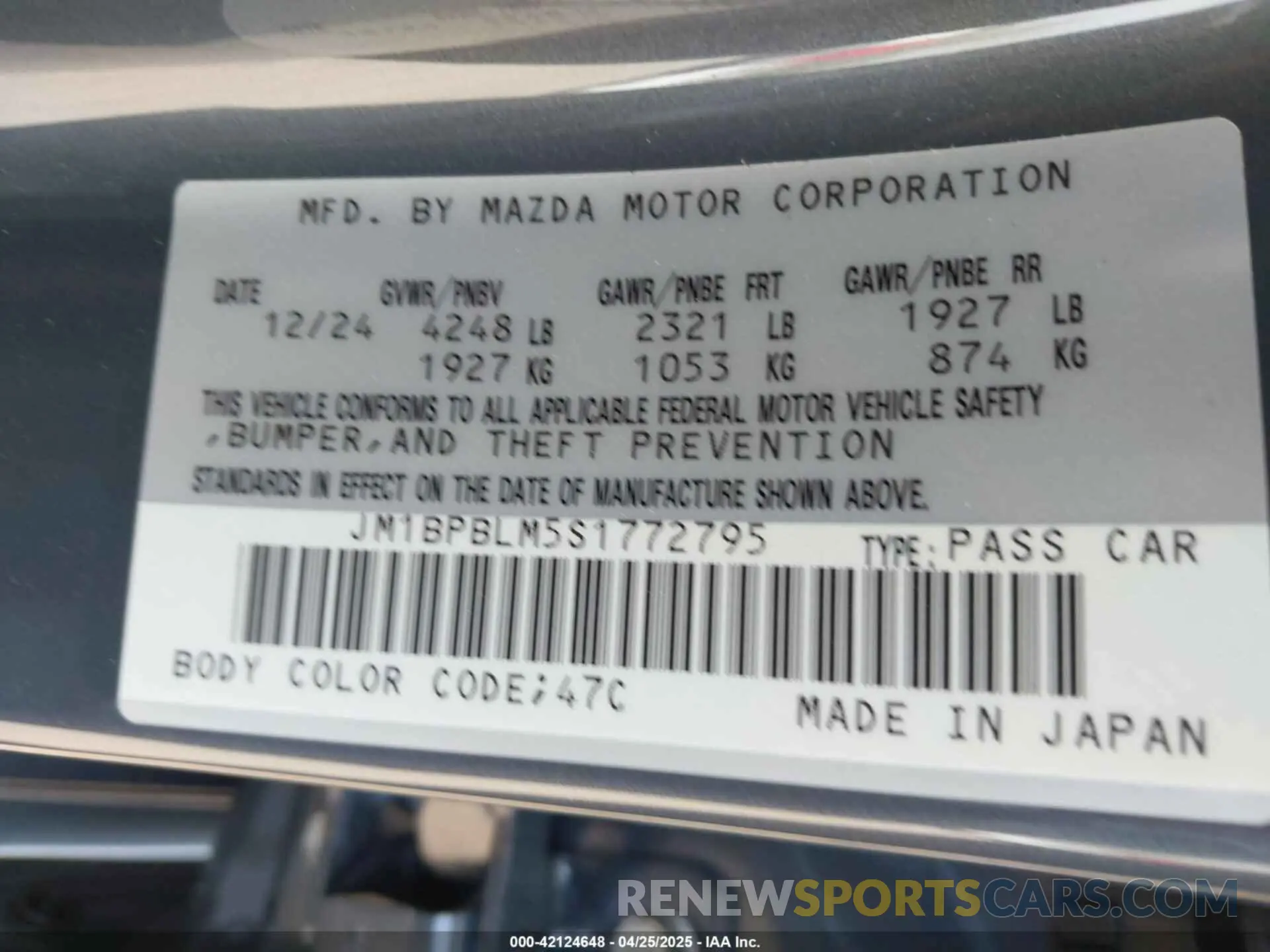 9 Photograph of a damaged car JM1BPBLM5S1772795 MAZDA MAZDA3 HATCHBACK 2025