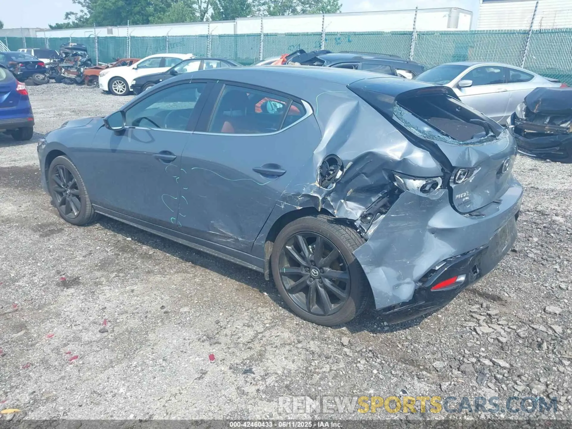 3 Photograph of a damaged car JM1BPBLM8S1751214 MAZDA MAZDA3 HATCHBACK 2025