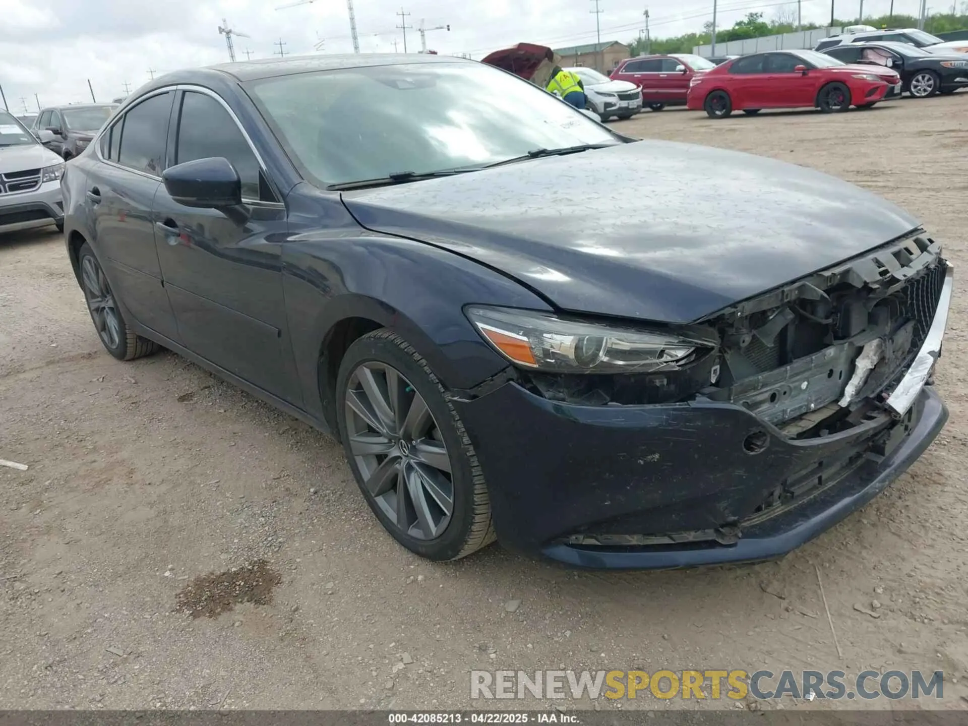 1 Фотография поврежденного автомобиля JM1GL1VM7K1507773 MAZDA MAZDA6 2019
