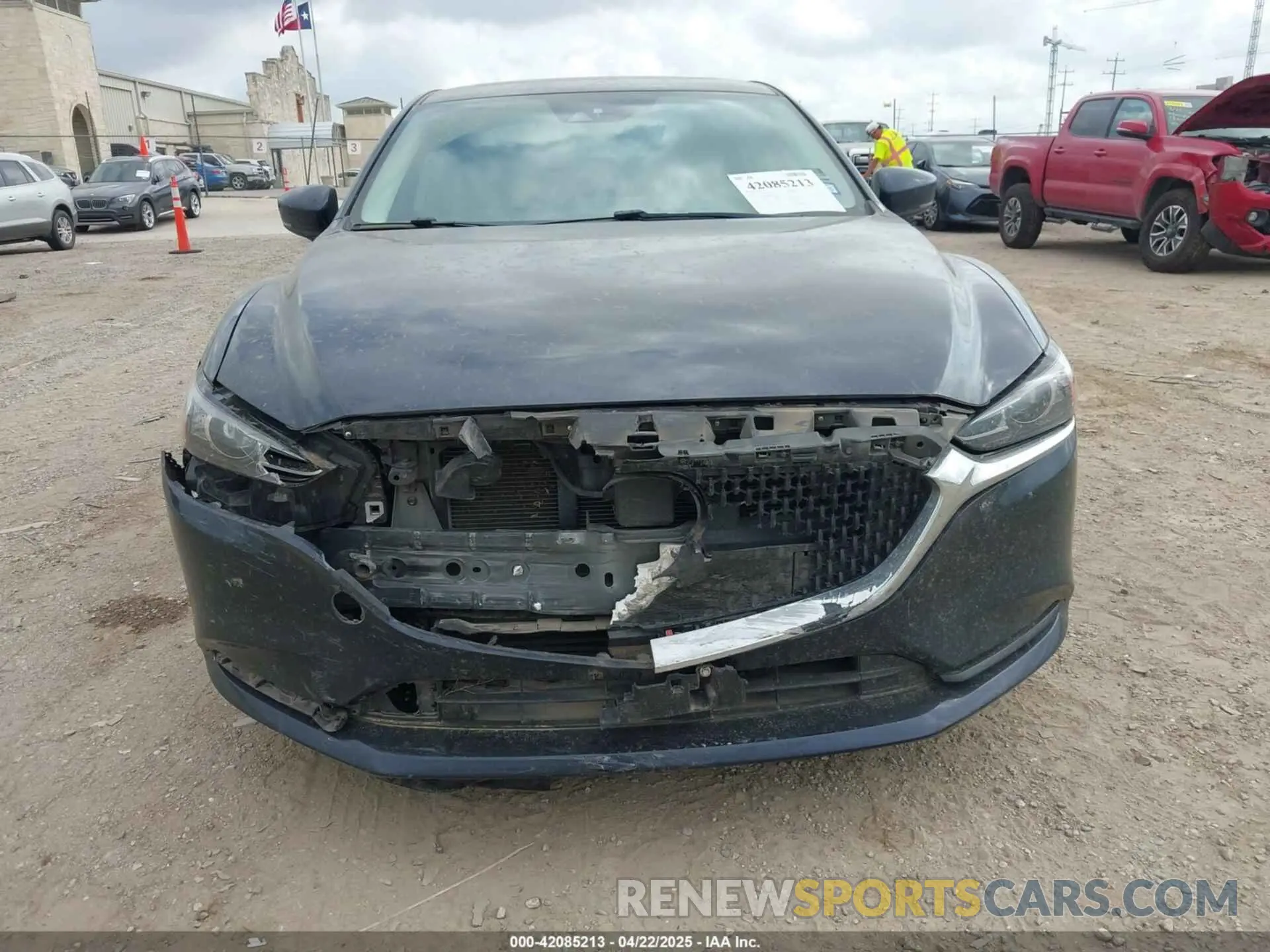 12 Фотография поврежденного автомобиля JM1GL1VM7K1507773 MAZDA MAZDA6 2019
