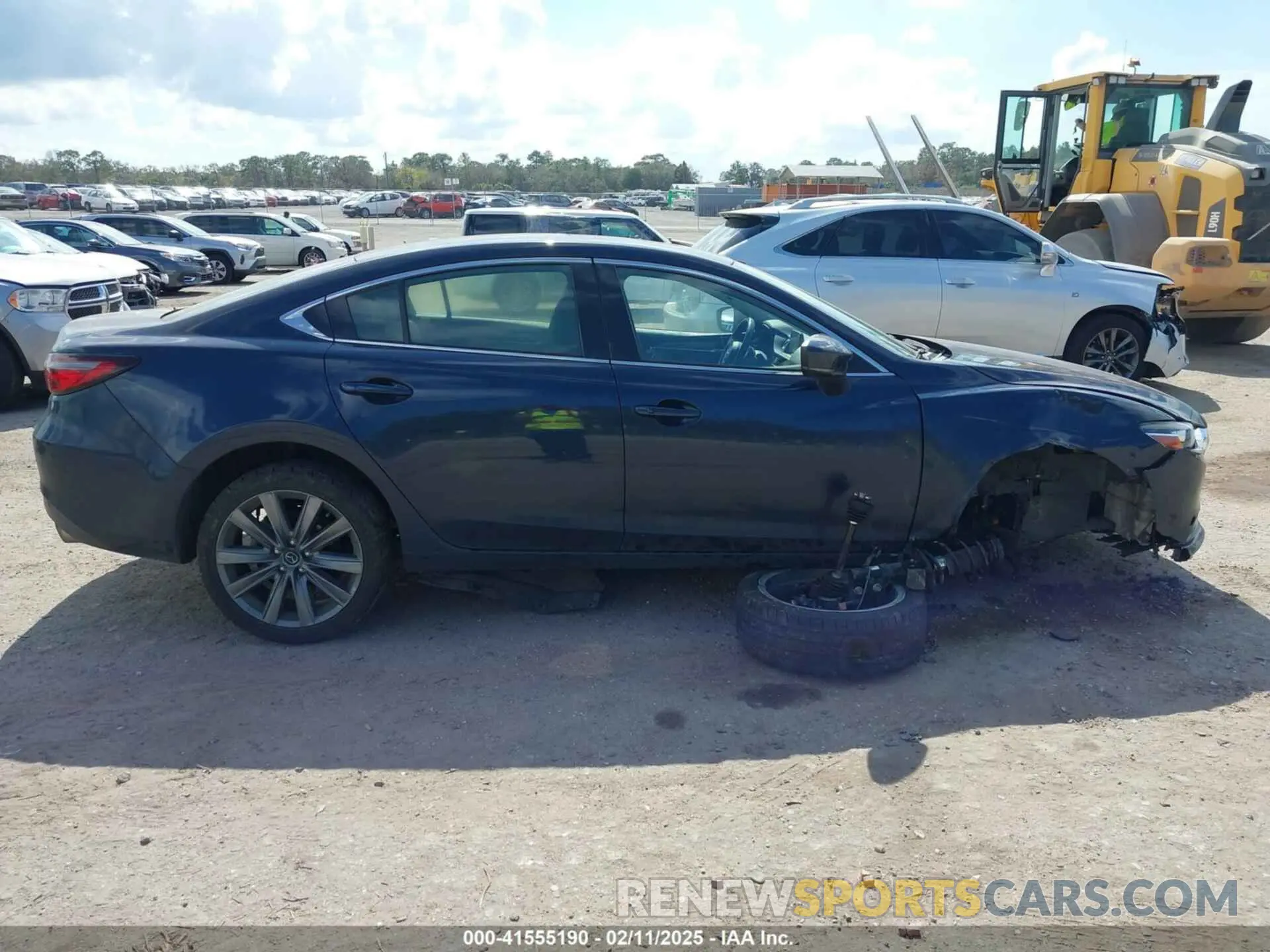 13 Фотография поврежденного автомобиля JM1GL1VM2L1527334 MAZDA MAZDA6 2020