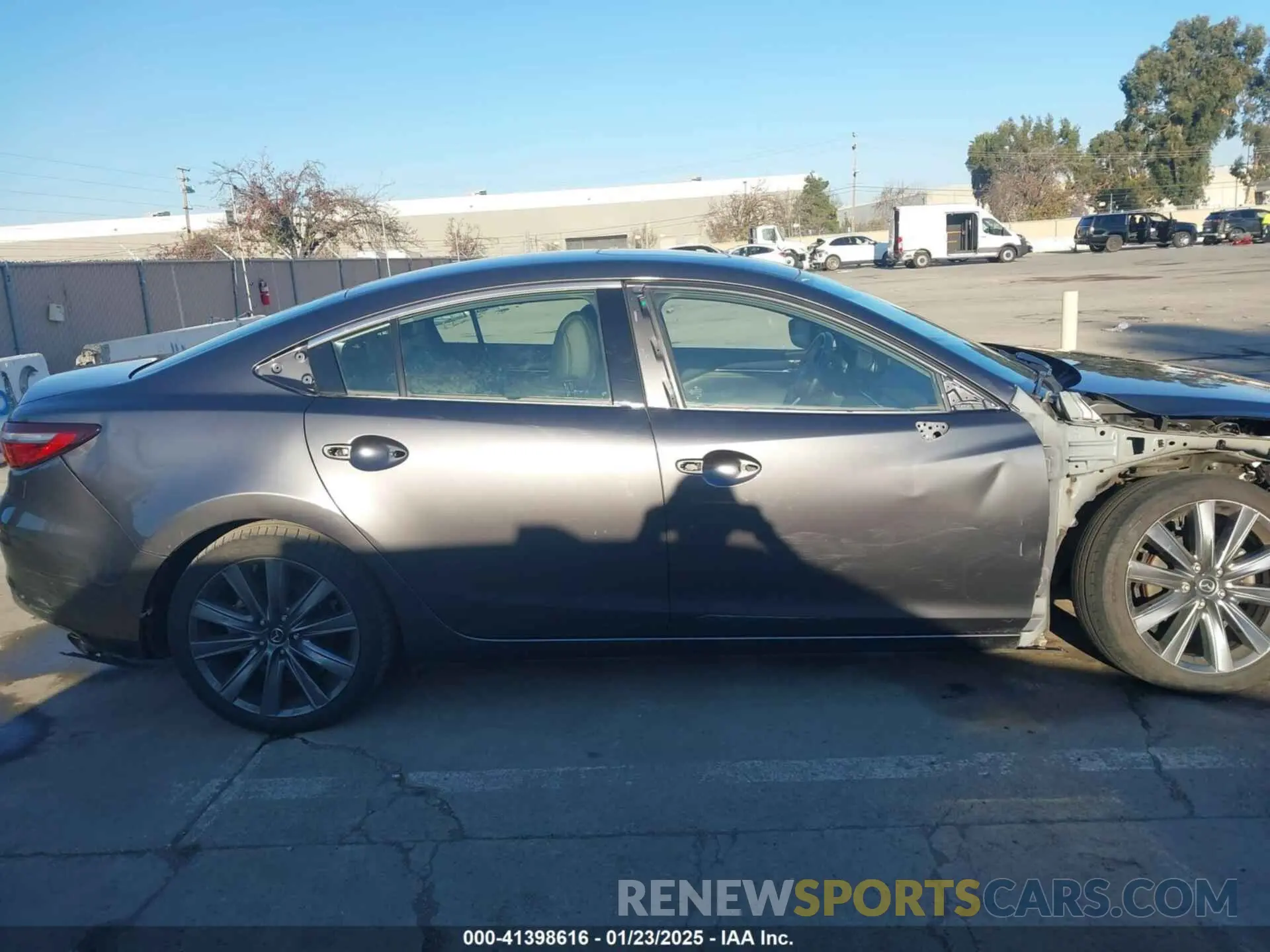 14 Фотография поврежденного автомобиля JM1GL1VM6L1524906 MAZDA MAZDA6 2020