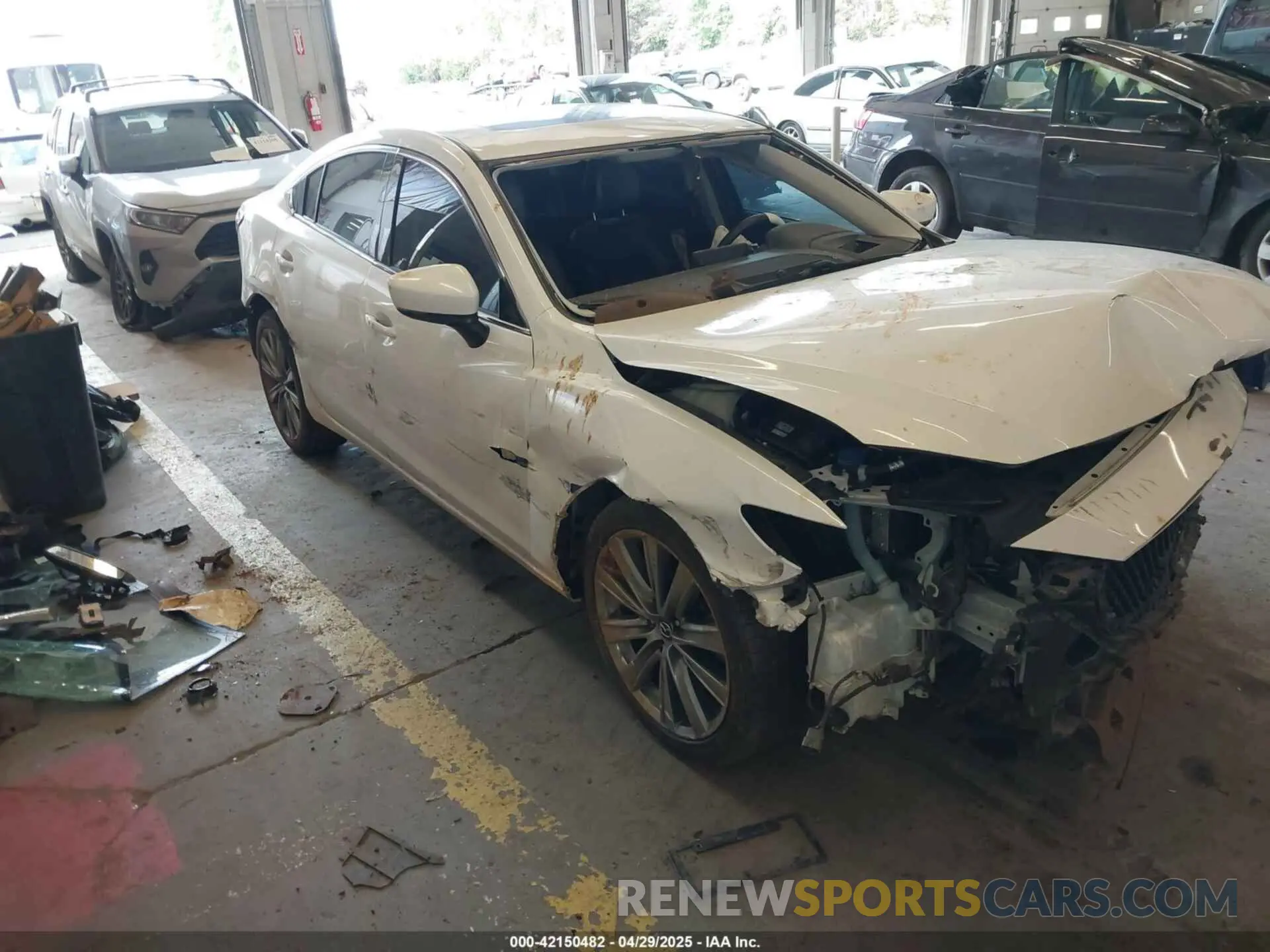 1 Фотография поврежденного автомобиля JM1GL1WY7L1520977 MAZDA MAZDA6 2020