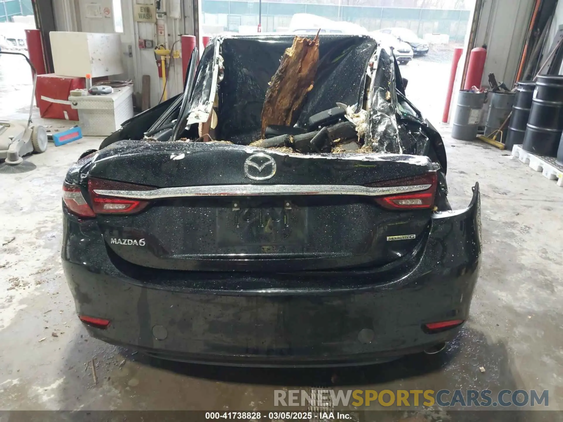 17 Photograph of a damaged car JM1GL1UM9M1613243 MAZDA MAZDA6 2021