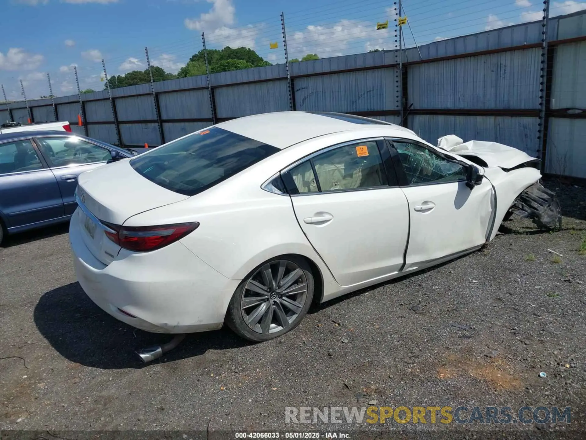 4 Фотография поврежденного автомобиля JM1GL1VM5M1603551 MAZDA MAZDA6 2021