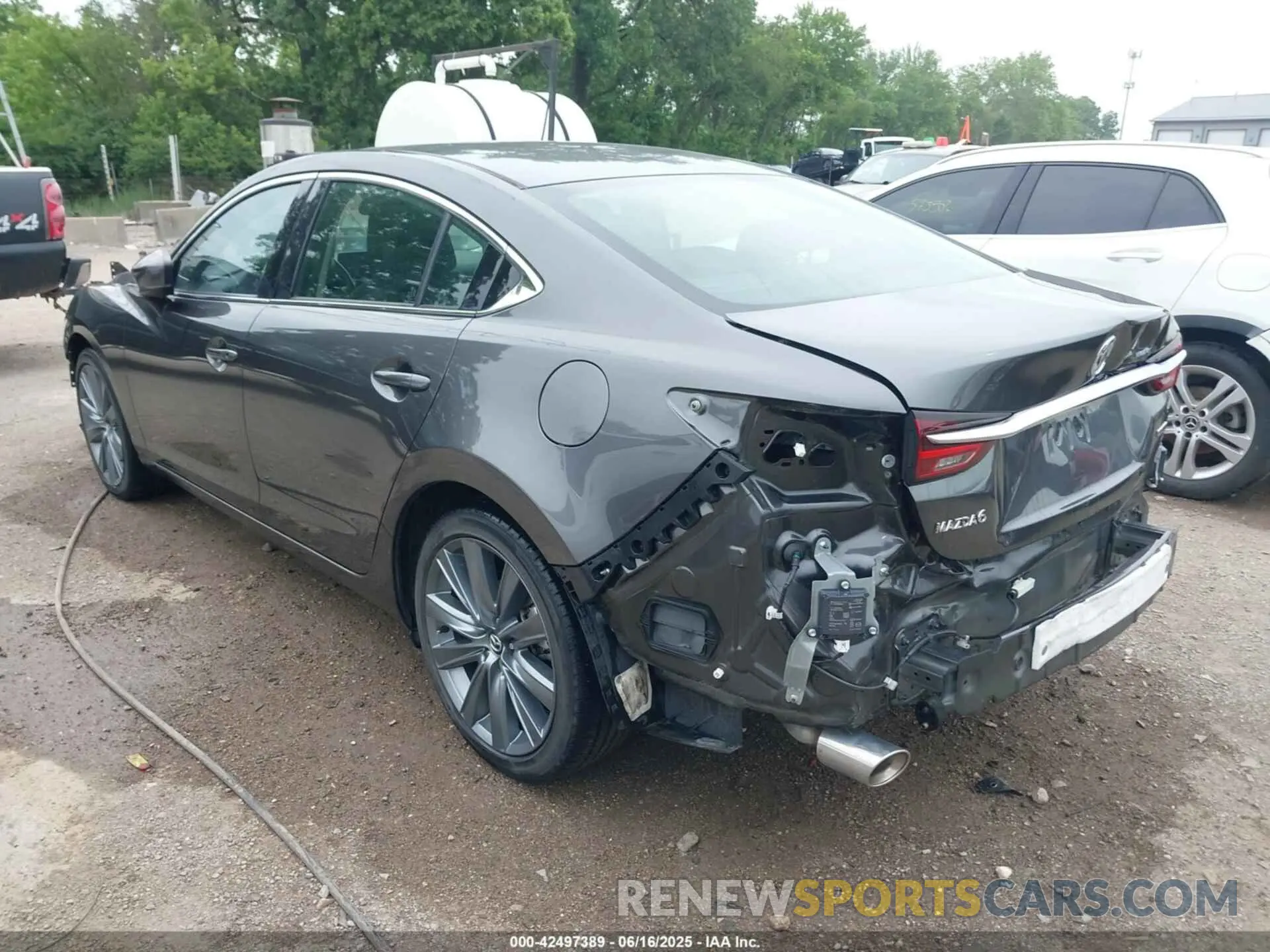 3 Фотография поврежденного автомобиля JM1GL1VM8M1603074 MAZDA MAZDA6 2021